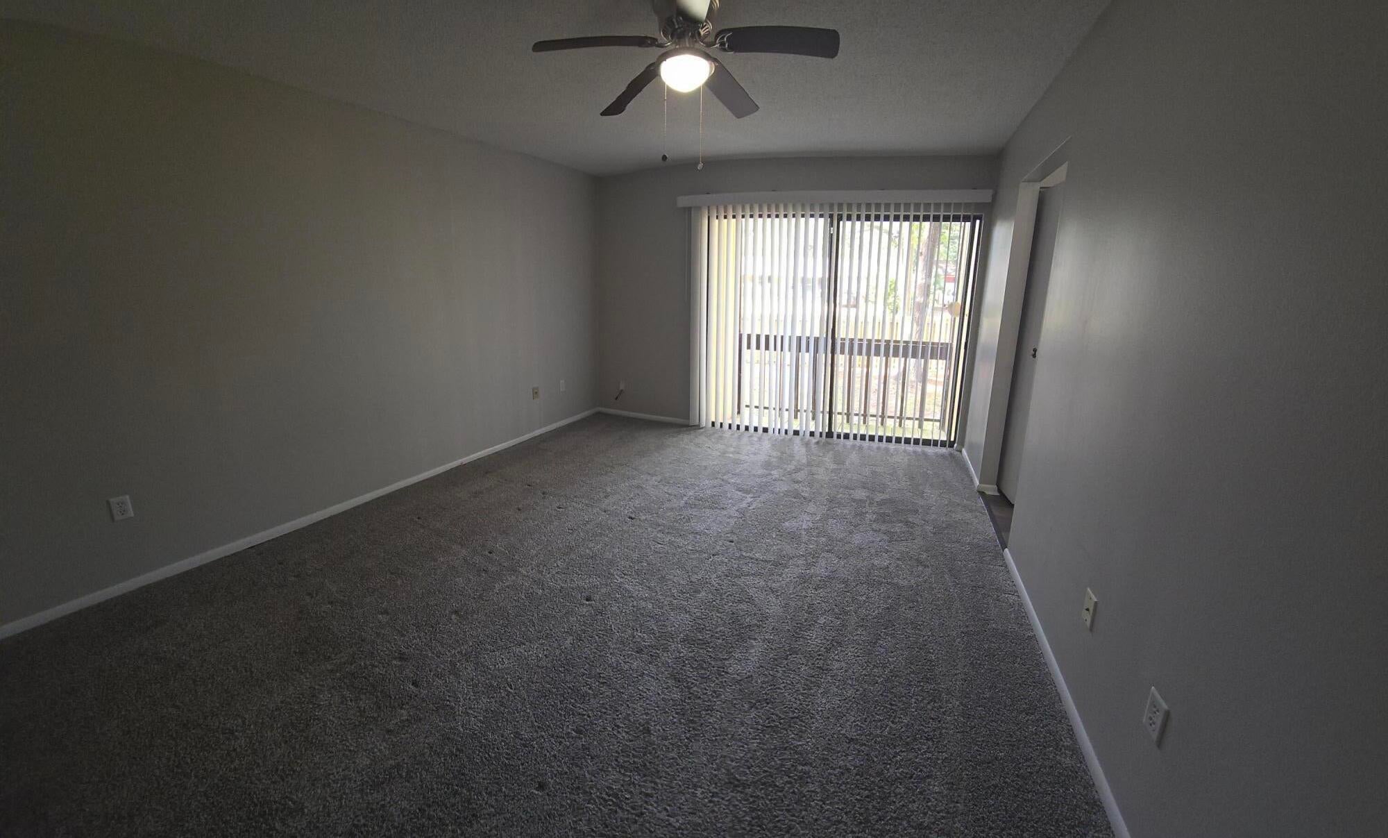 HIDDEN COVE T/H - Residential Lease