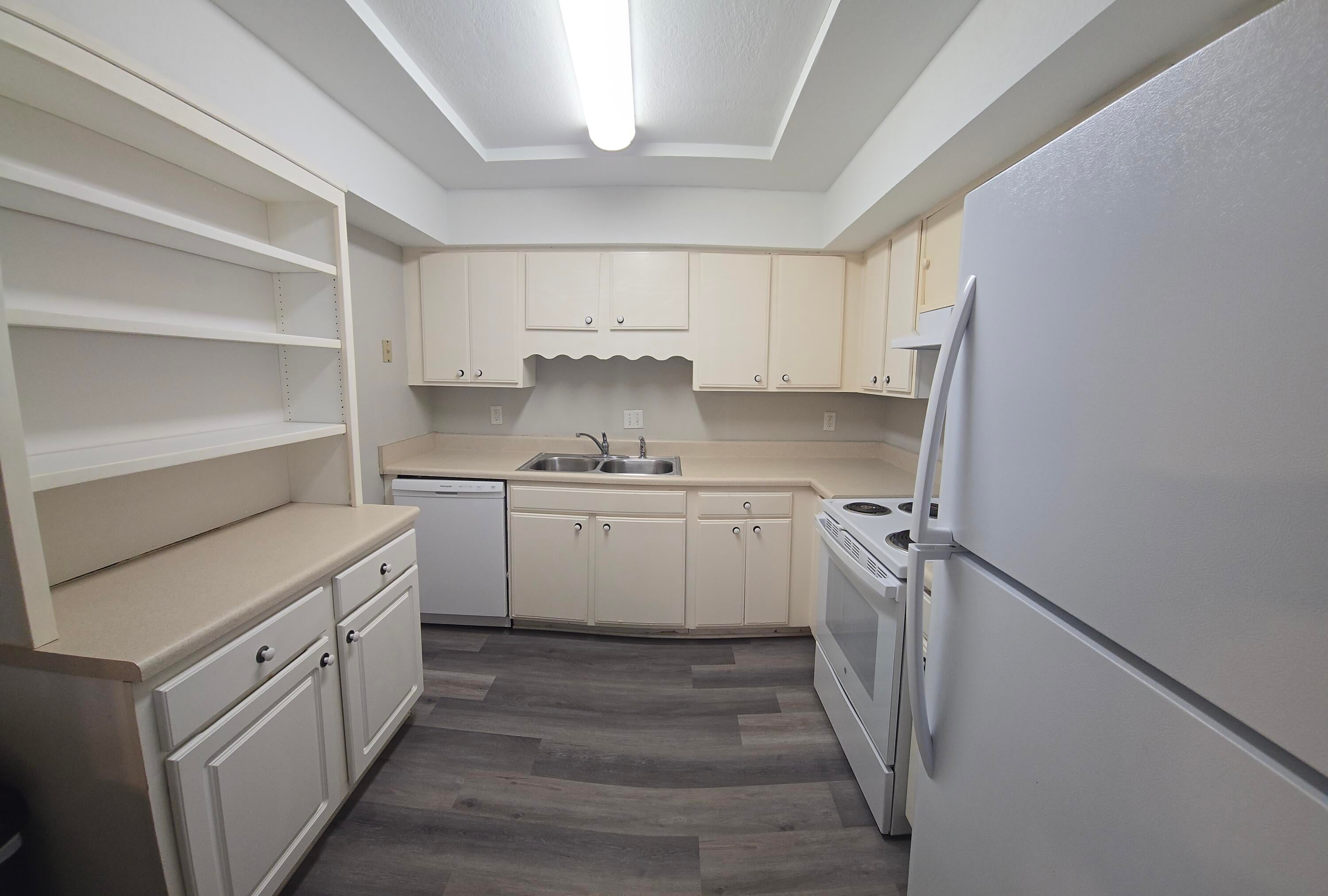 HIDDEN COVE T/H - Residential Lease