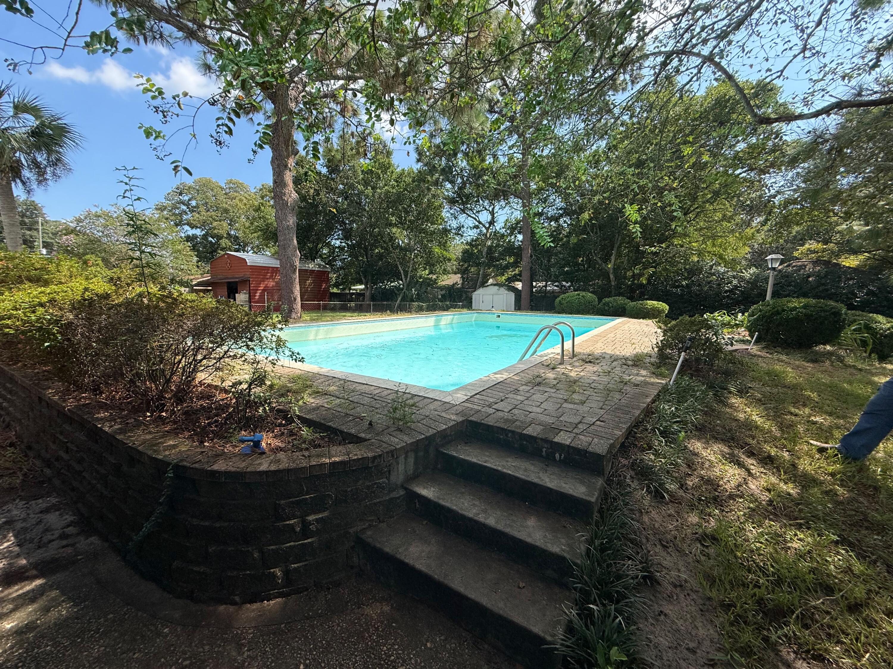 RACETRACK ROAD RESUB - Residential