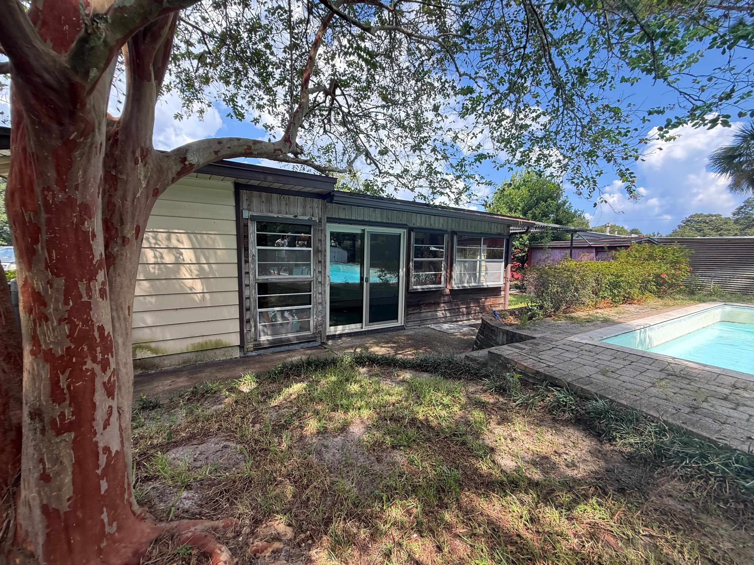 RACETRACK ROAD RESUB - Residential