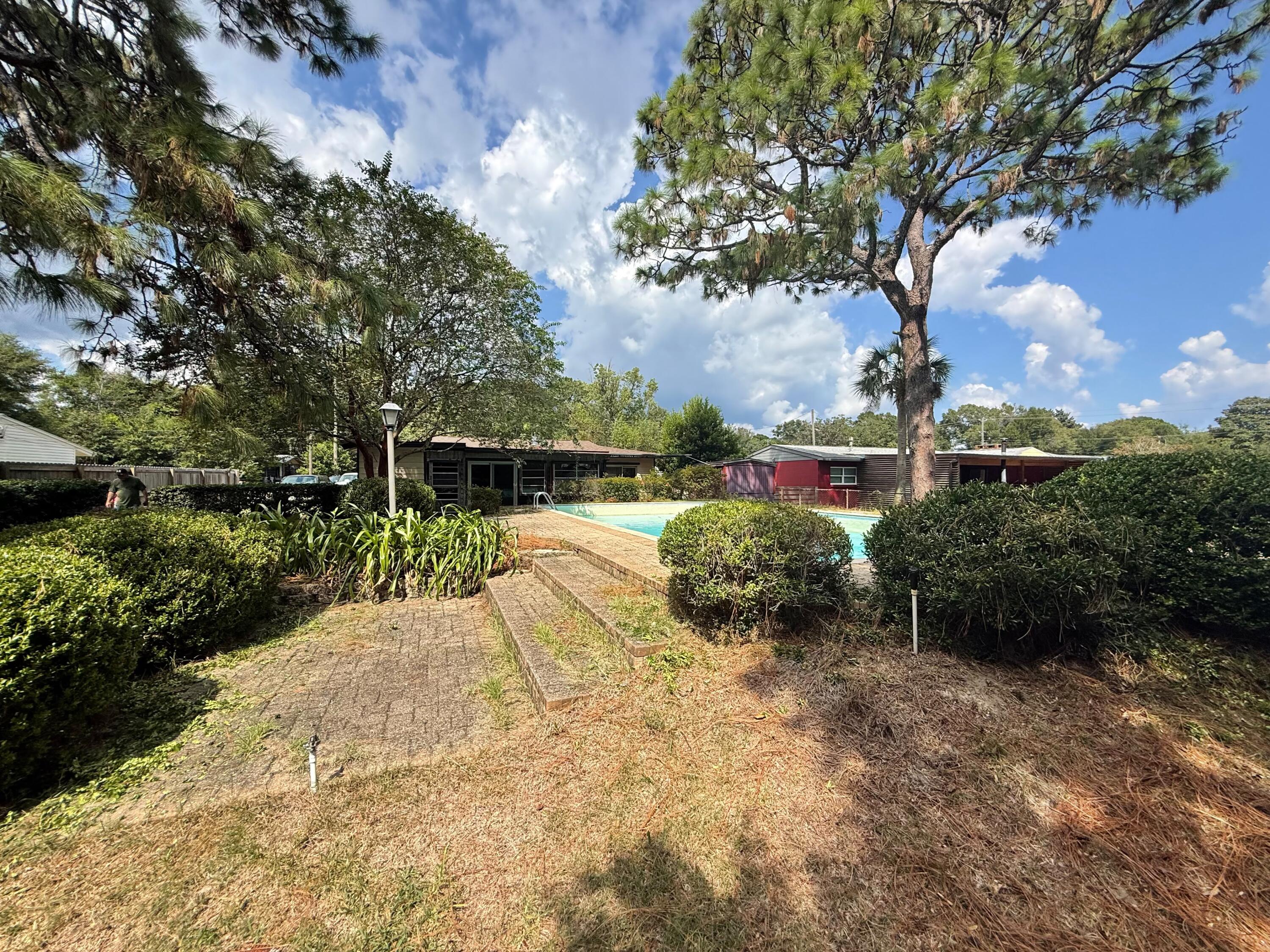 RACETRACK ROAD RESUB - Residential