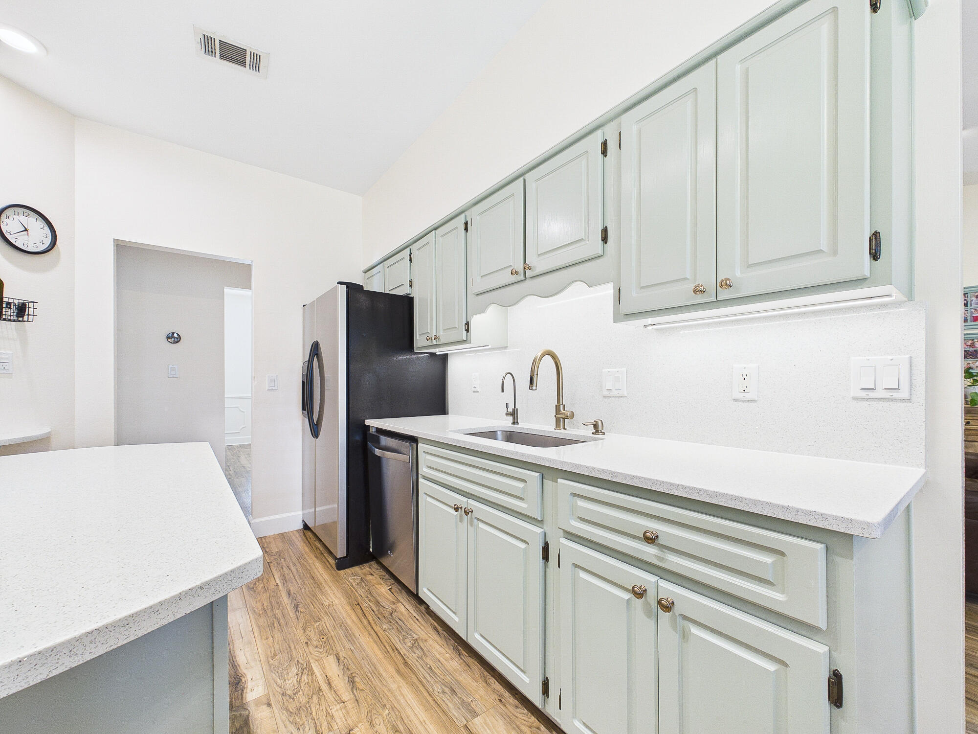 PARKWOOD PLACE AT BLUEWATER BAY - Residential