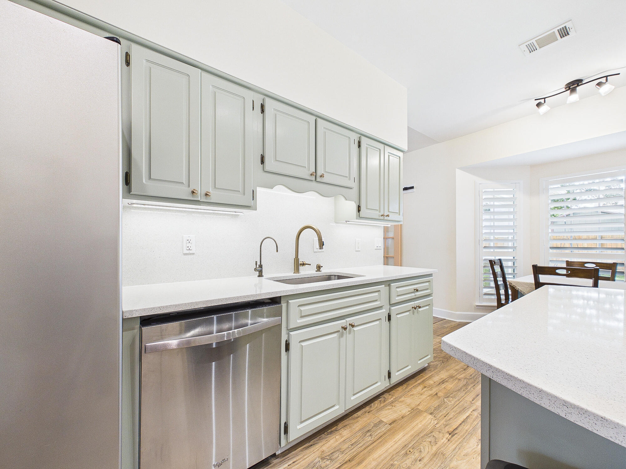 PARKWOOD PLACE AT BLUEWATER BAY - Residential