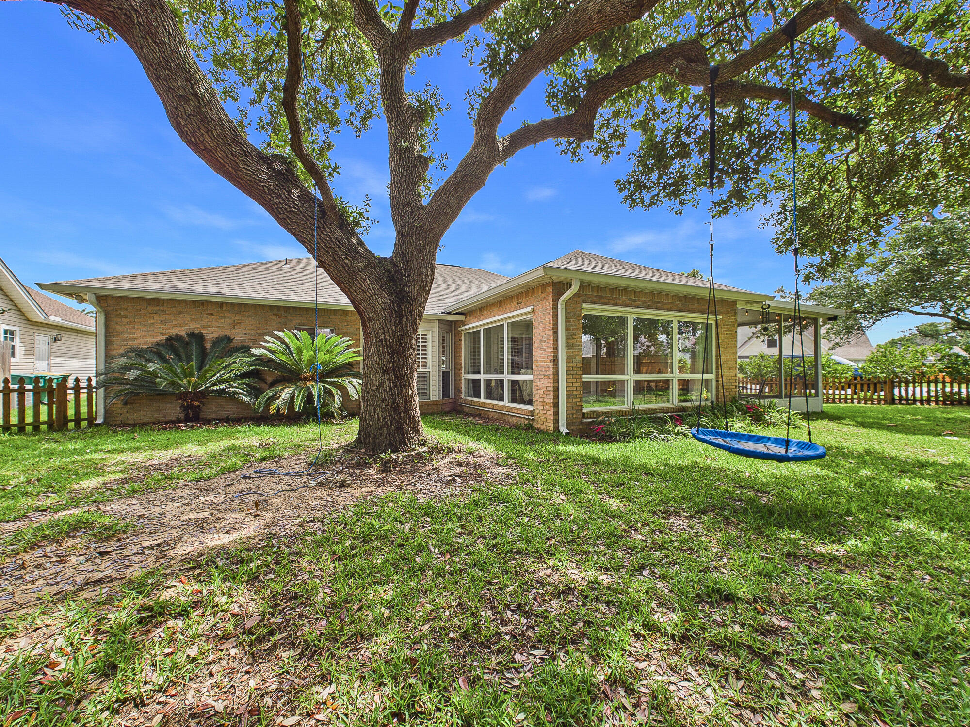 PARKWOOD PLACE AT BLUEWATER BAY - Residential