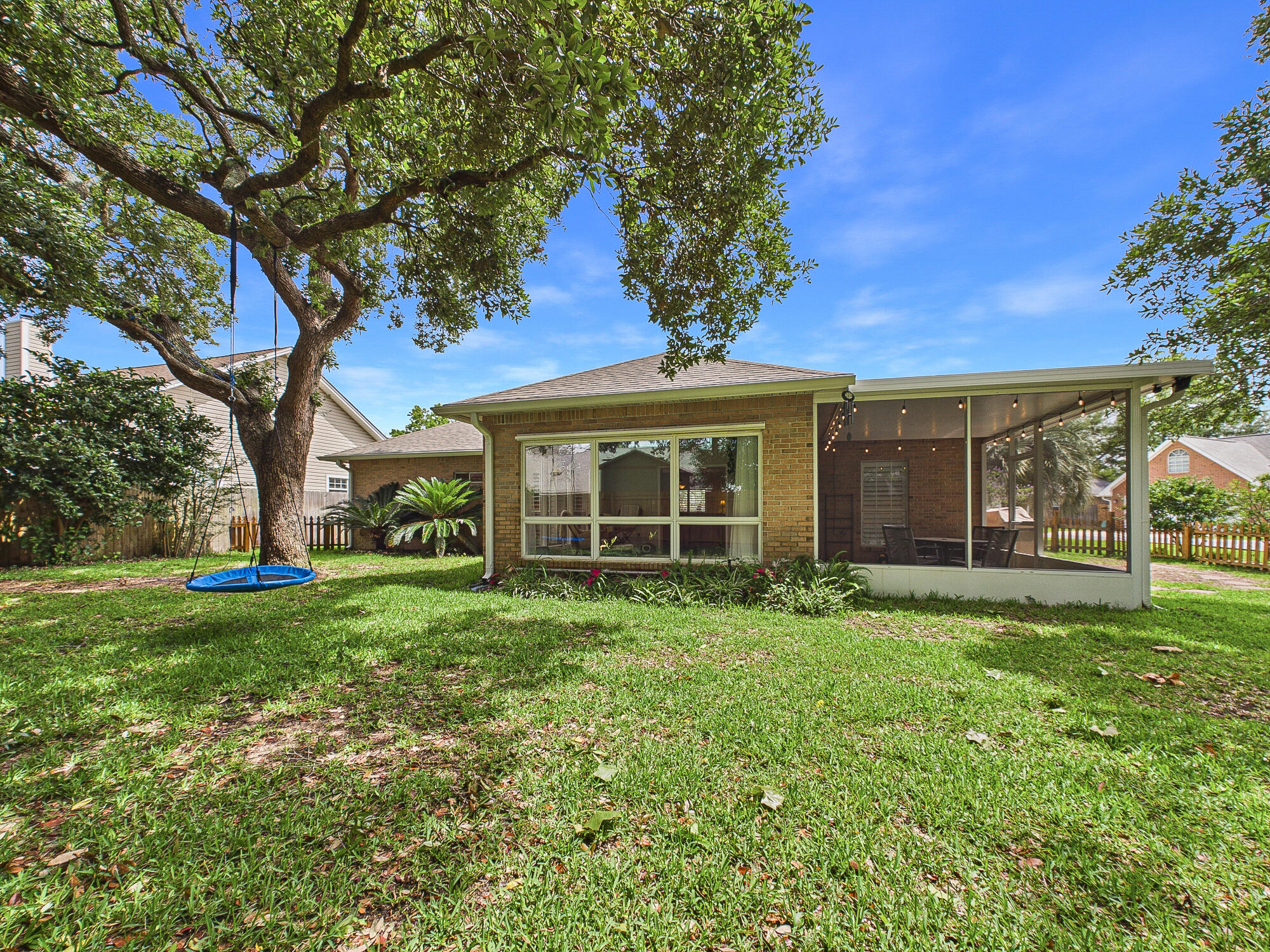 PARKWOOD PLACE AT BLUEWATER BAY - Residential