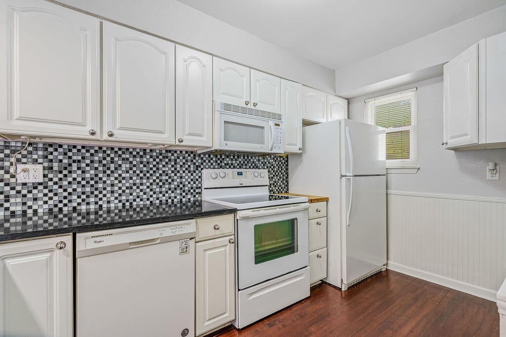 LEGION VILLAGE T/H - Residential