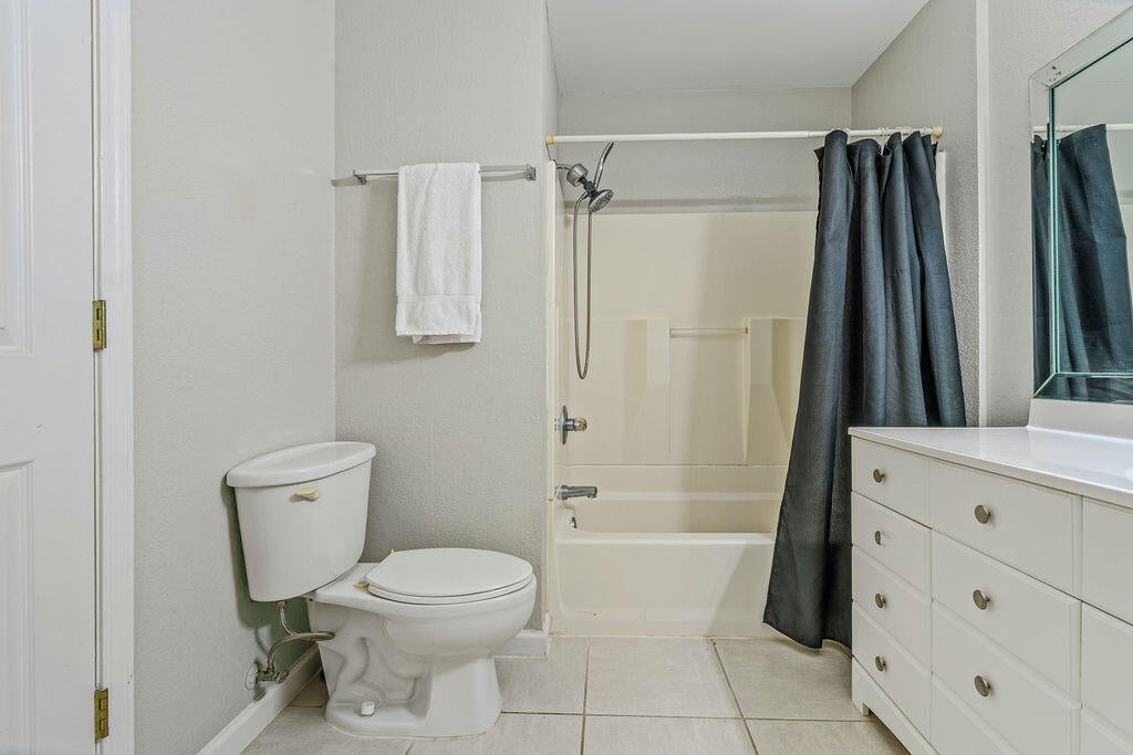 LEGION VILLAGE T/H - Residential
