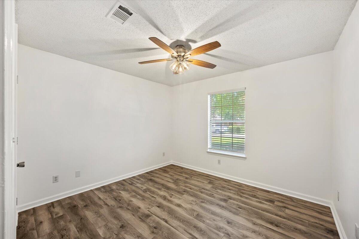 MOSSY OAKS - Residential