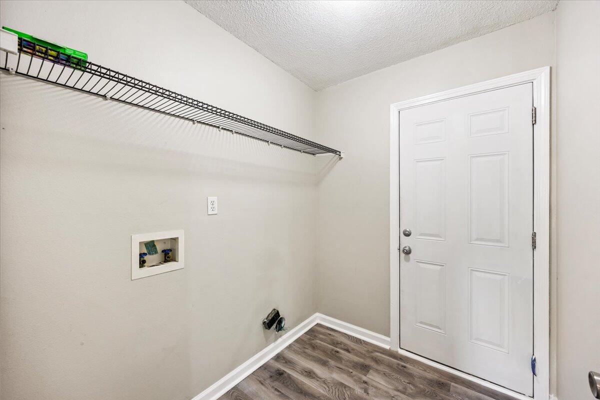 MOSSY OAKS - Residential