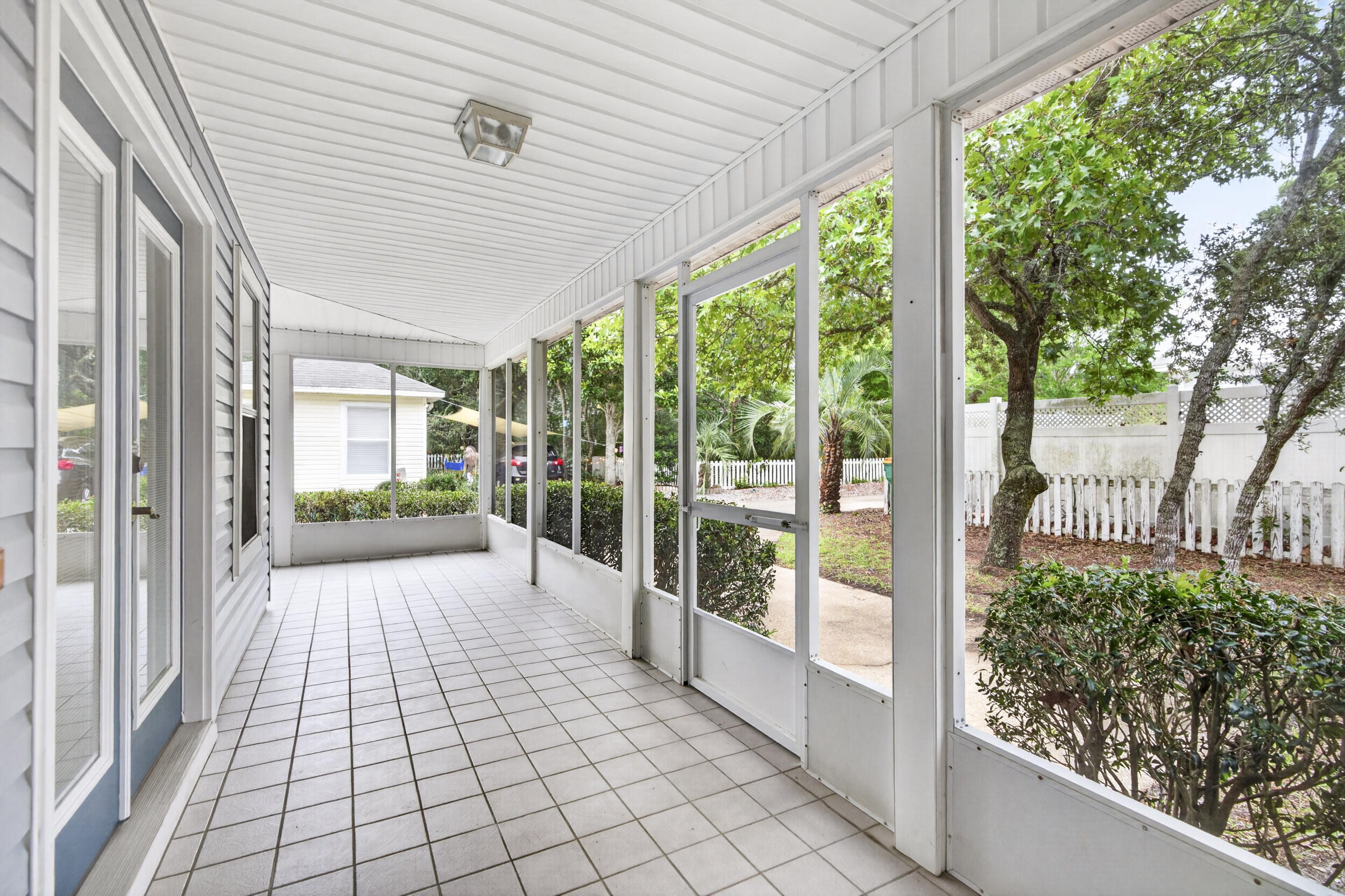 CRYSTAL BEACH - Residential