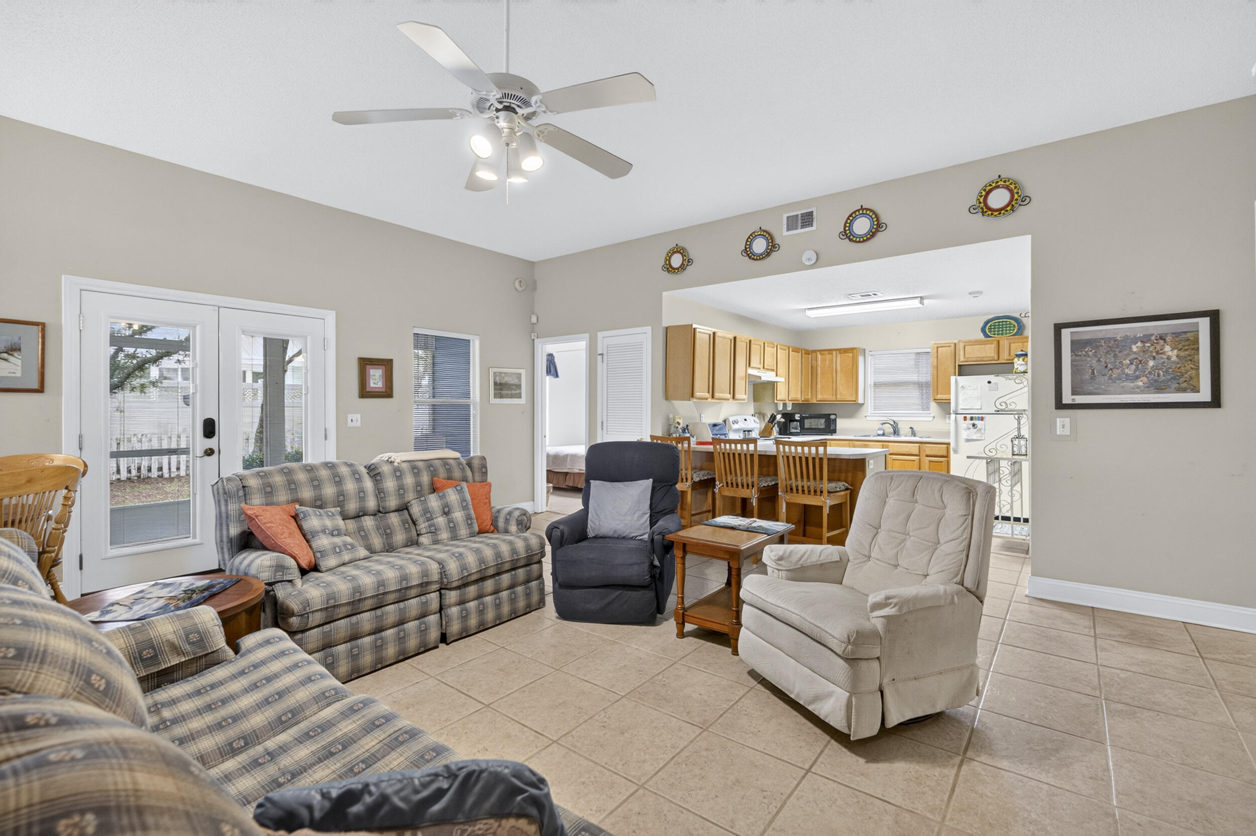 CRYSTAL BEACH - Residential
