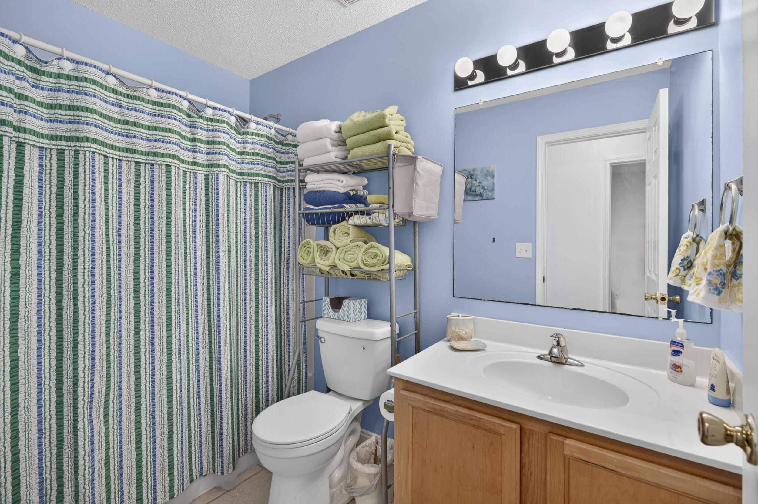 CRYSTAL BEACH - Residential