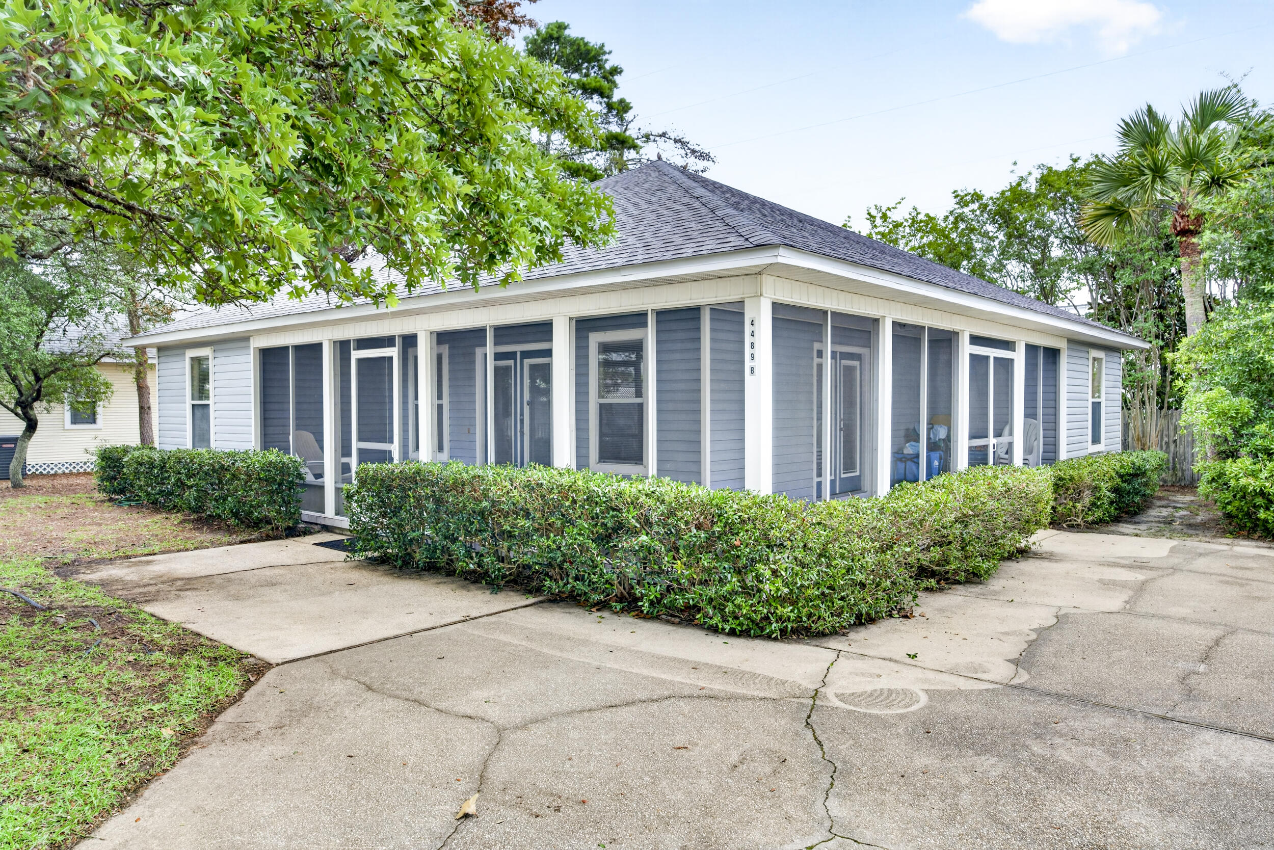 CRYSTAL BEACH - Residential