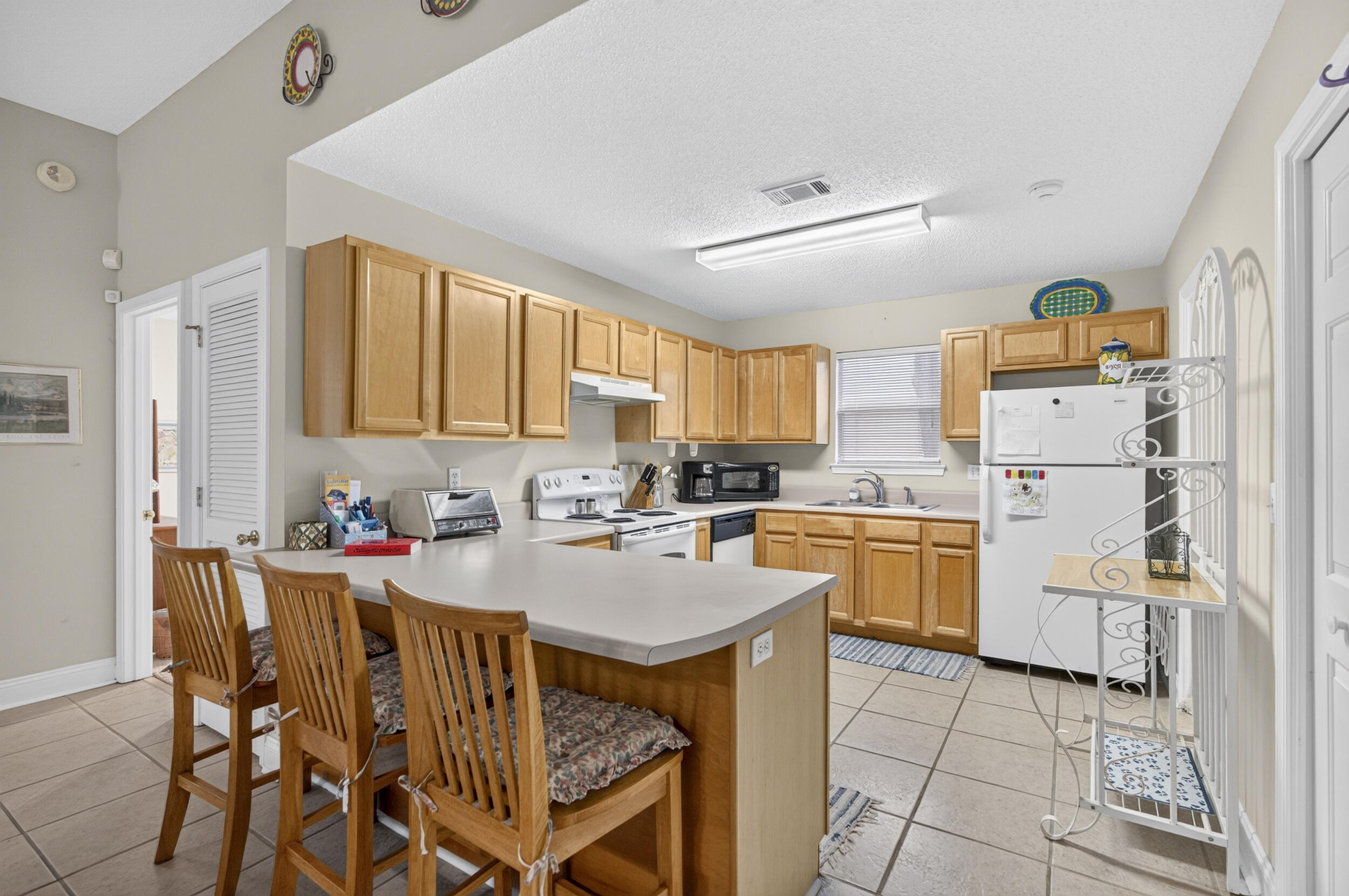 CRYSTAL BEACH - Residential