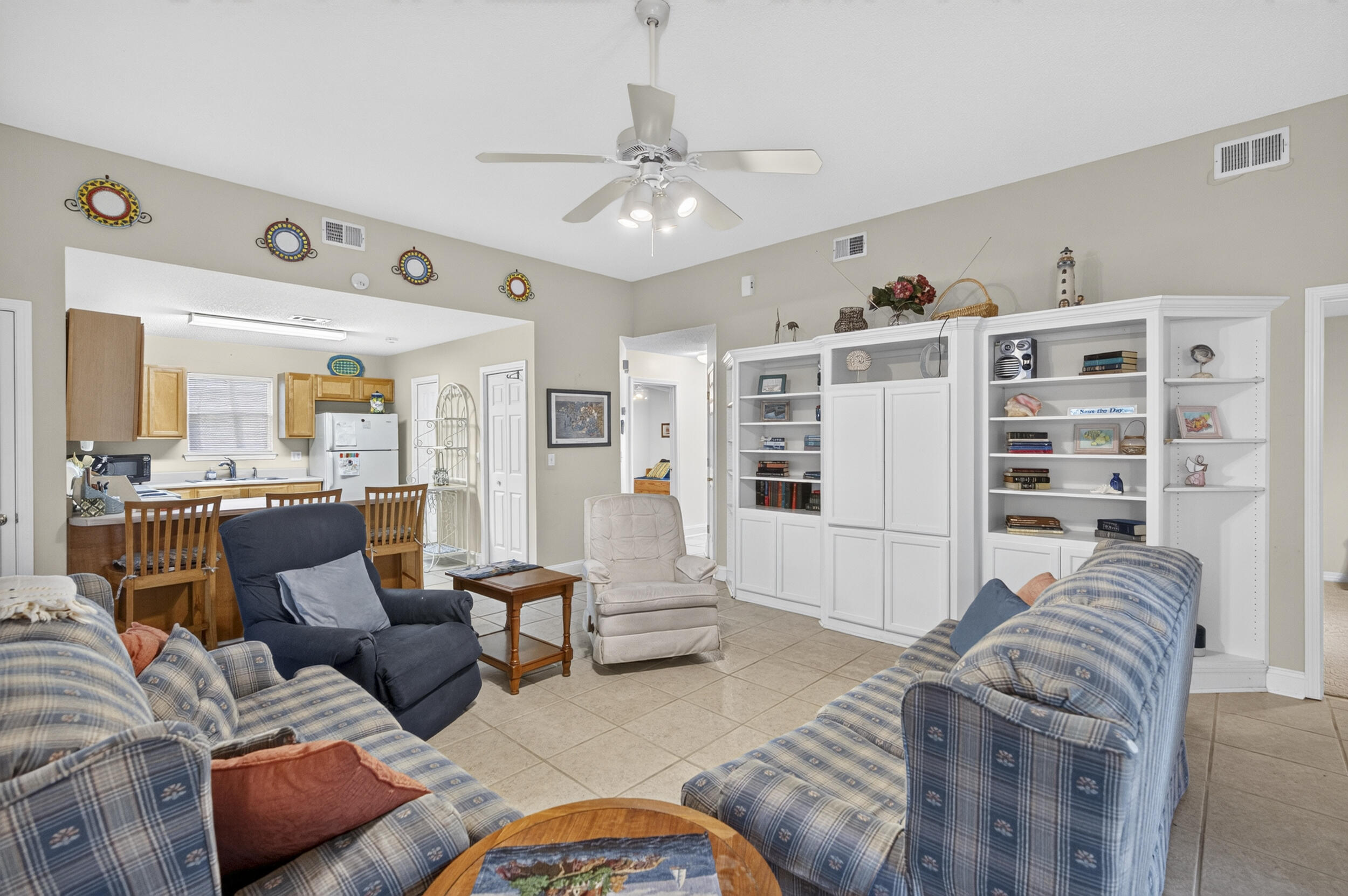 CRYSTAL BEACH - Residential