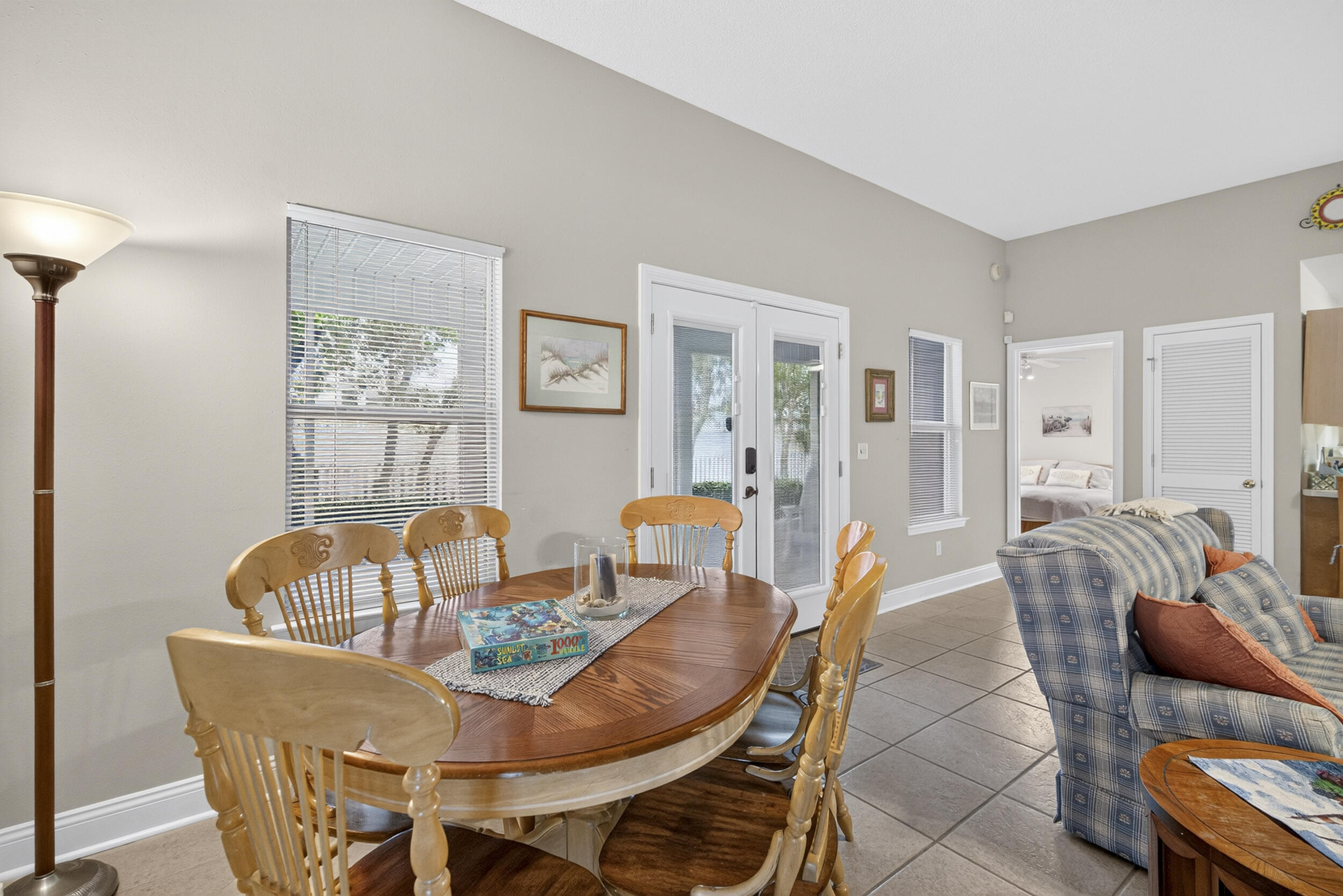 CRYSTAL BEACH - Residential