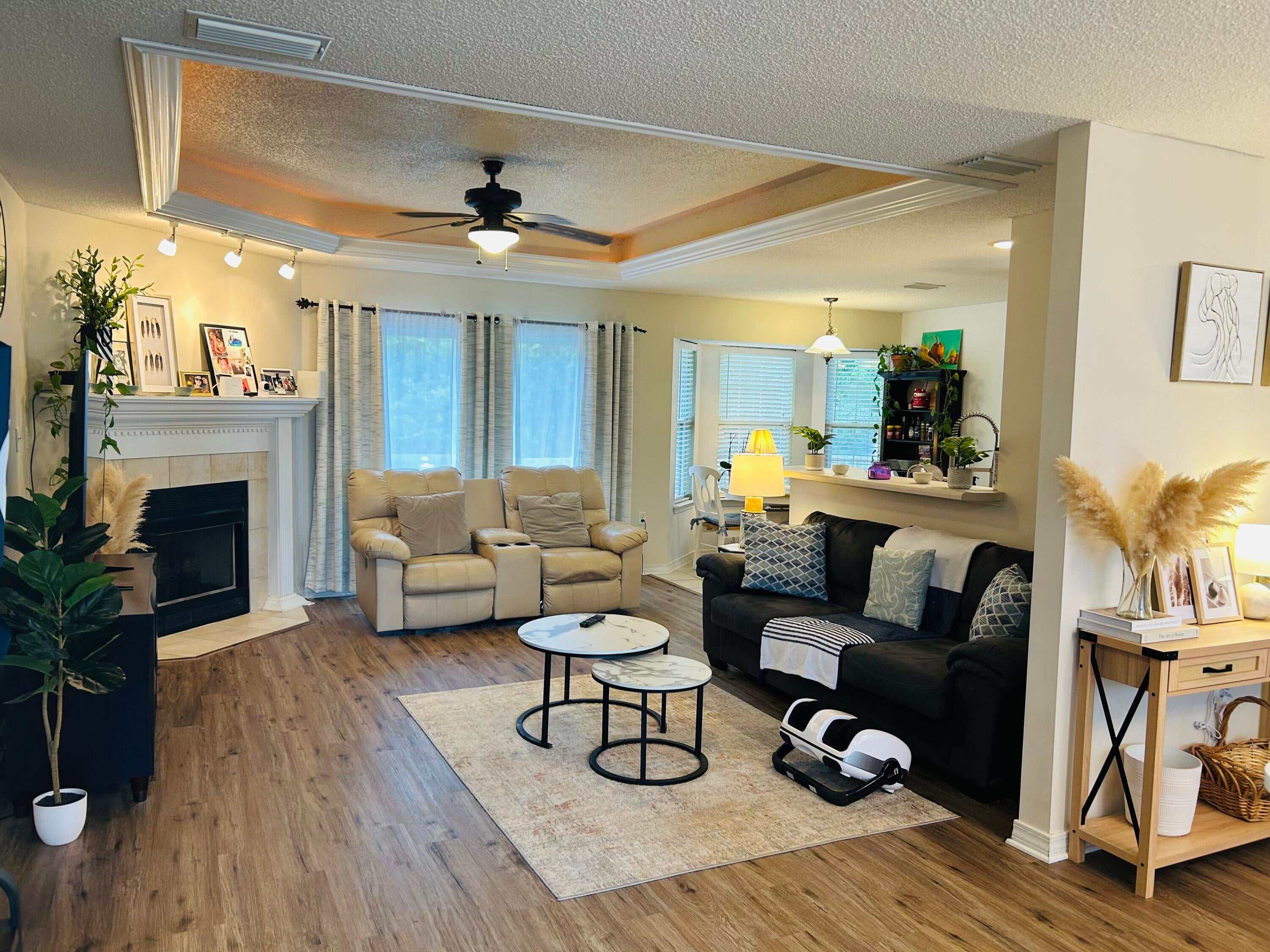 OAK PARK ESTATES - Residential