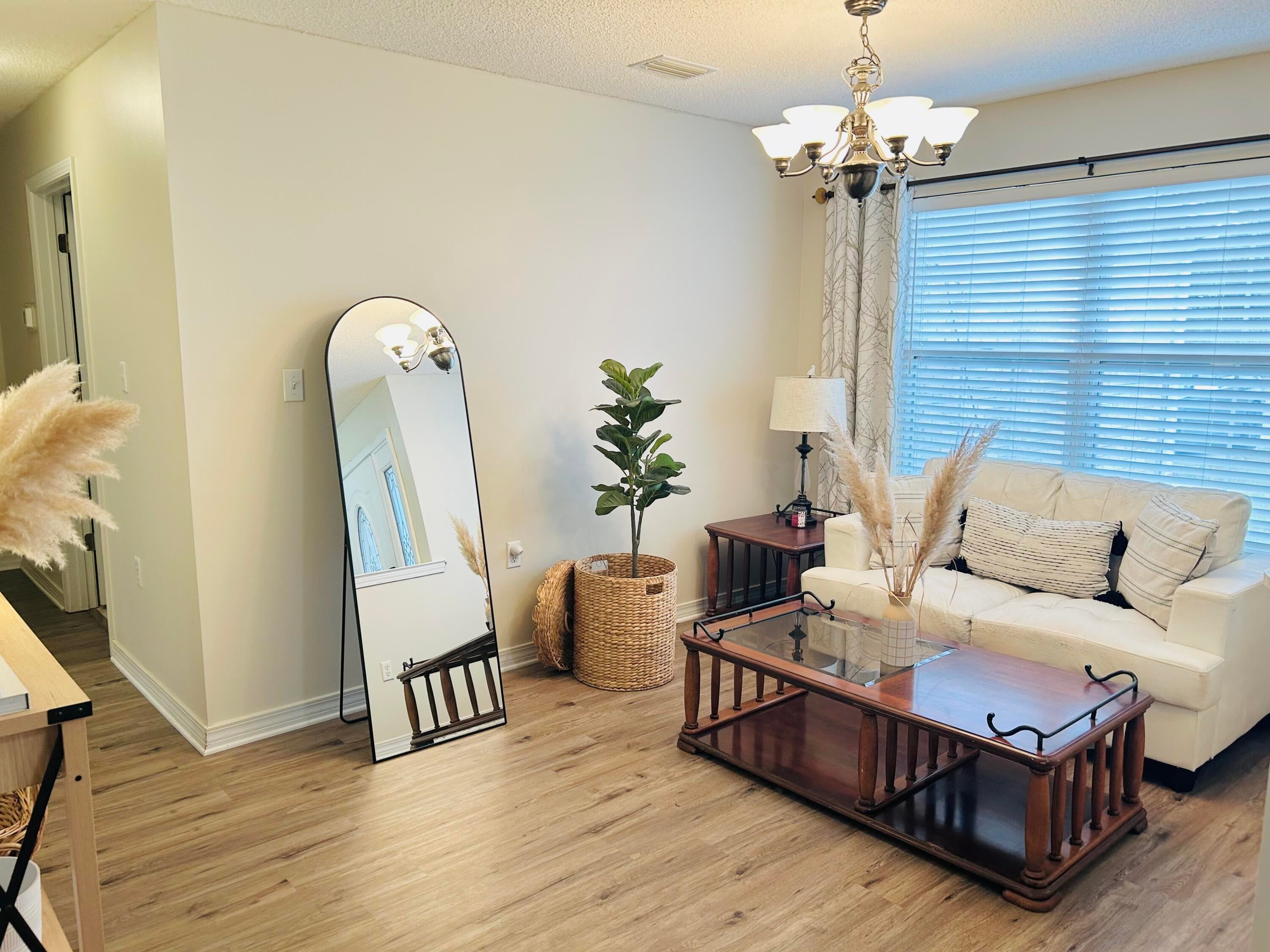 OAK PARK ESTATES - Residential