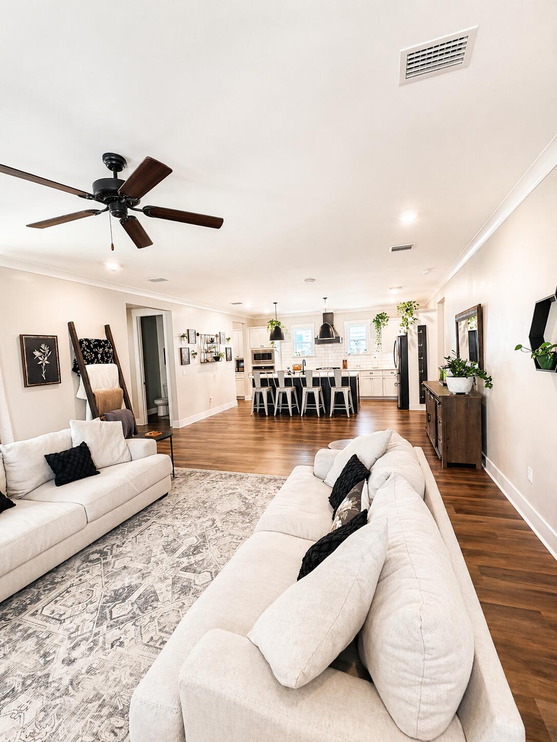 SWEET BAY - Residential