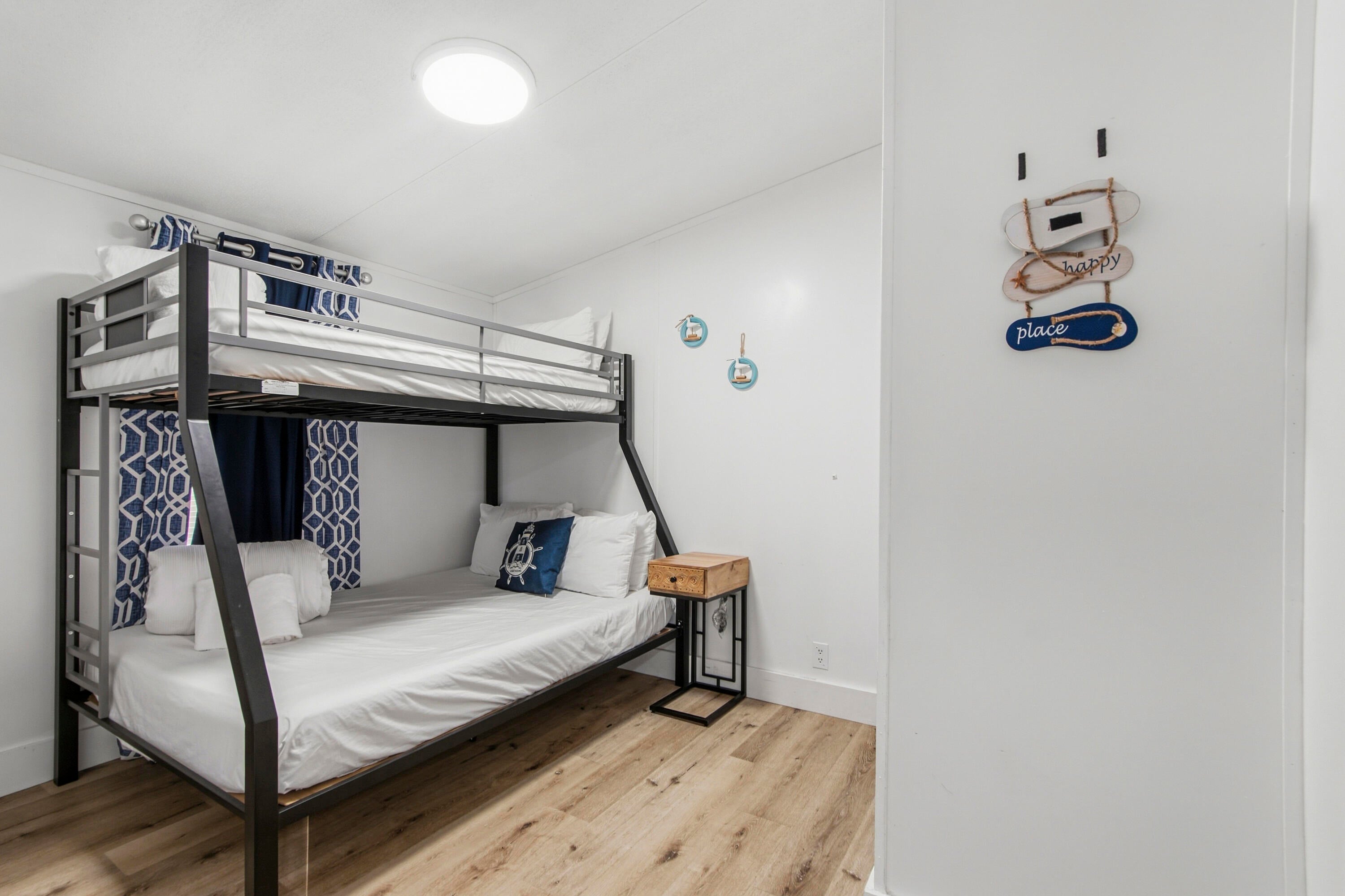 BAYSIDE - Residential
