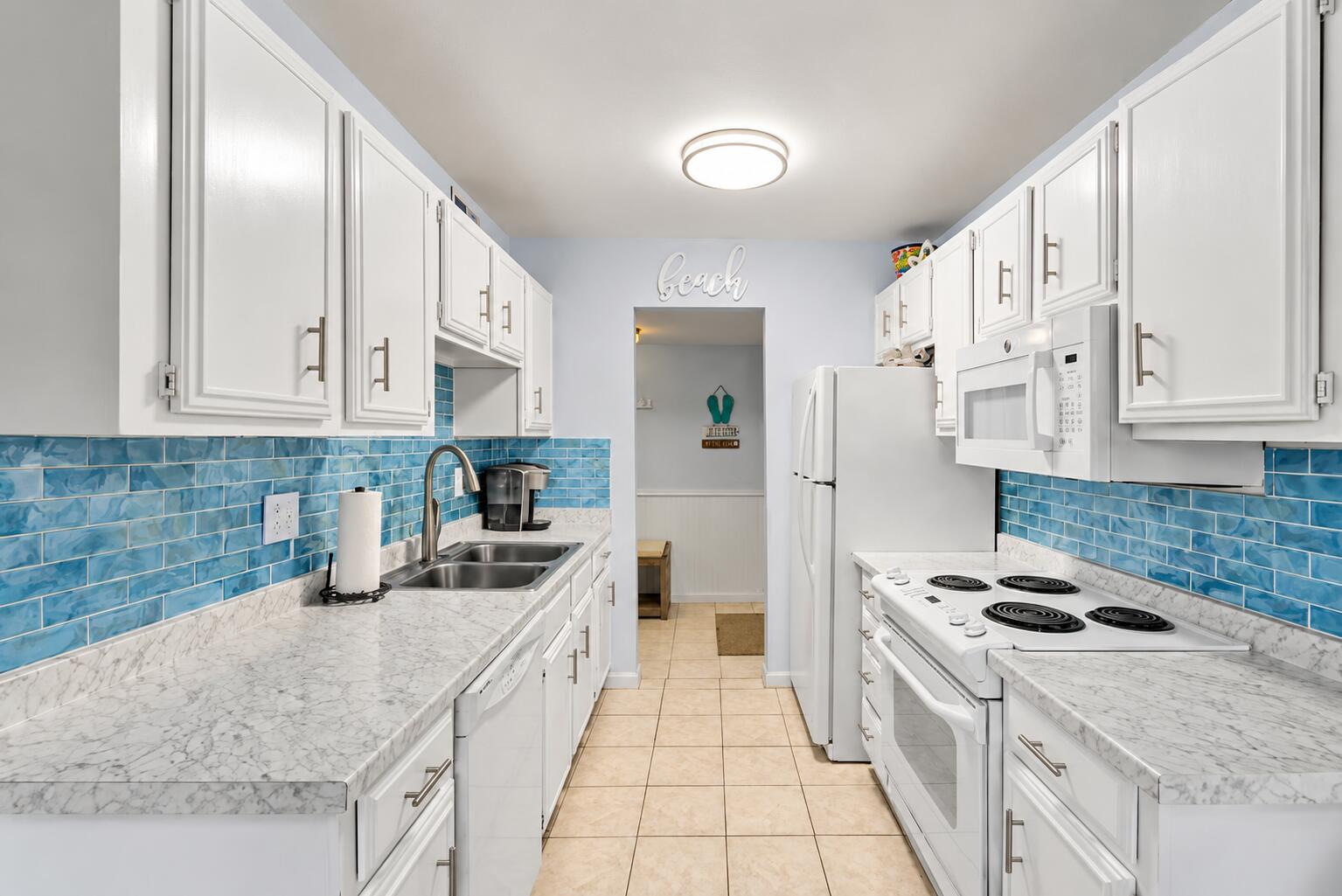 SEASCAPE CONDO GARDEN VILLA - Residential