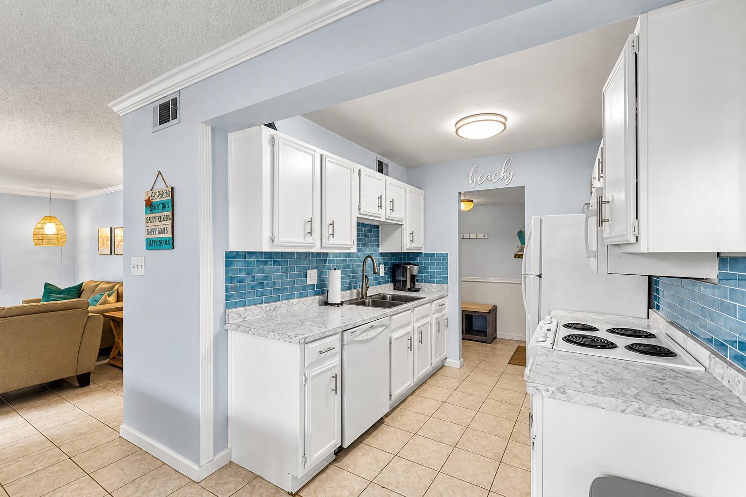 SEASCAPE CONDO GARDEN VILLA - Residential