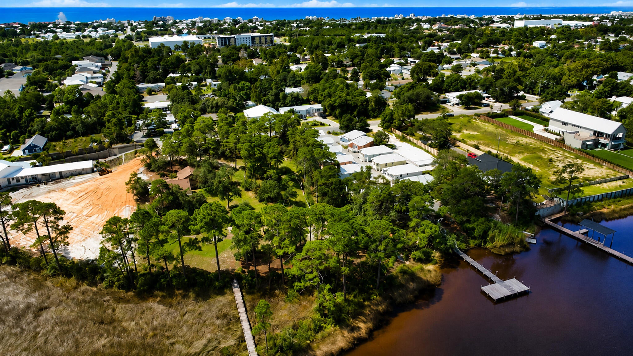 NO RECORDED SUBDIVISION - Land