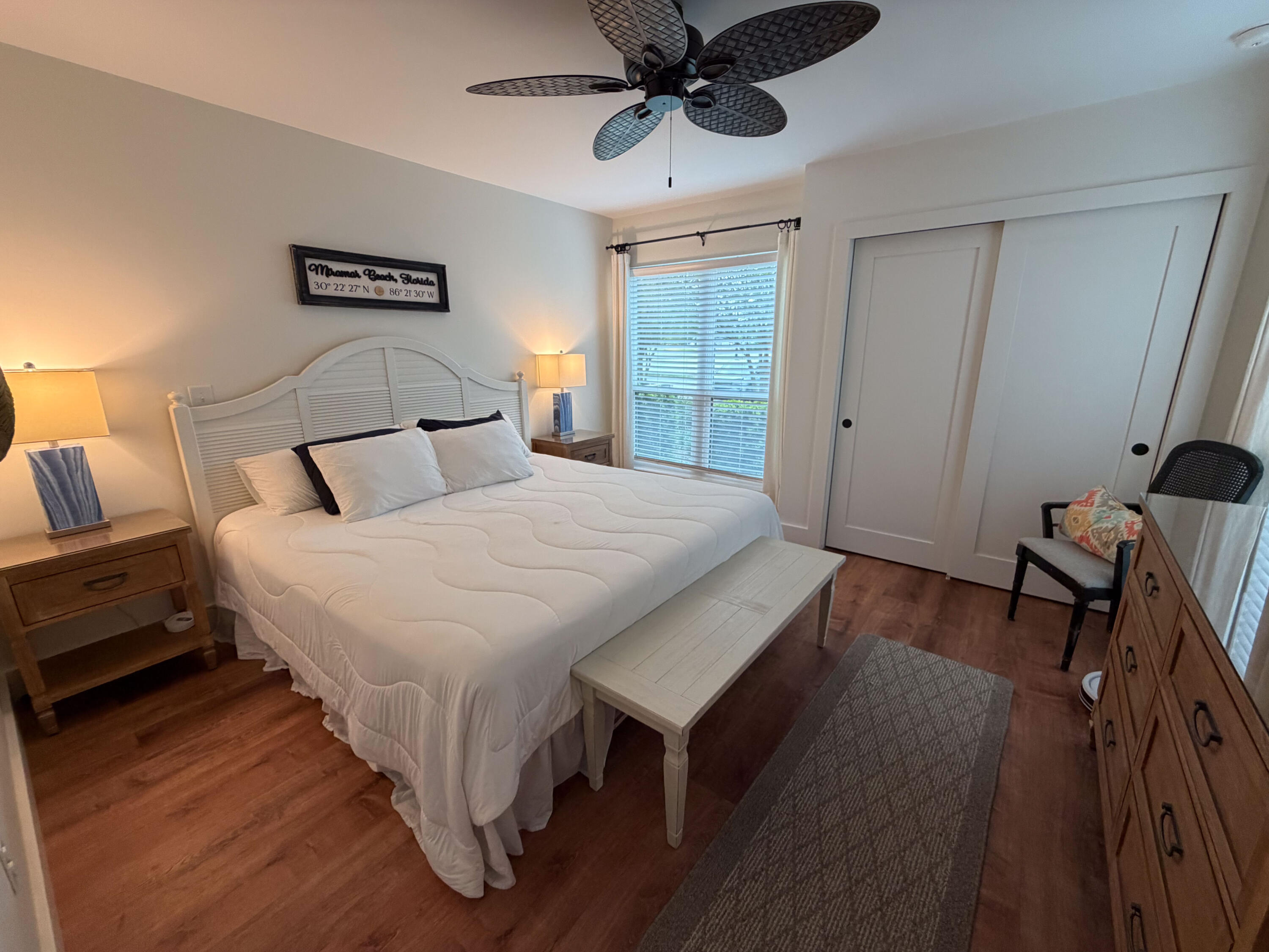 HARBOUR POINT CONDO - Residential