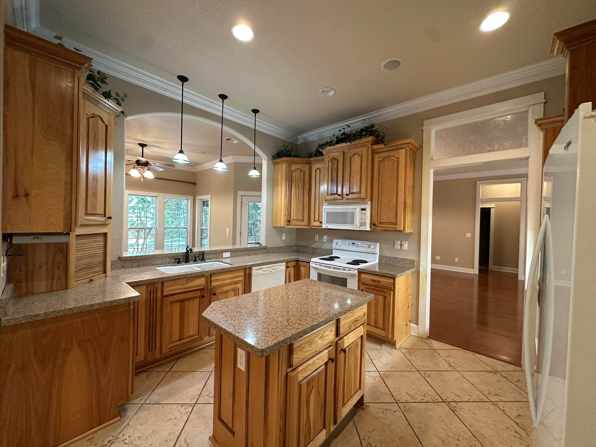 CLAIRES VINEYARD - Residential