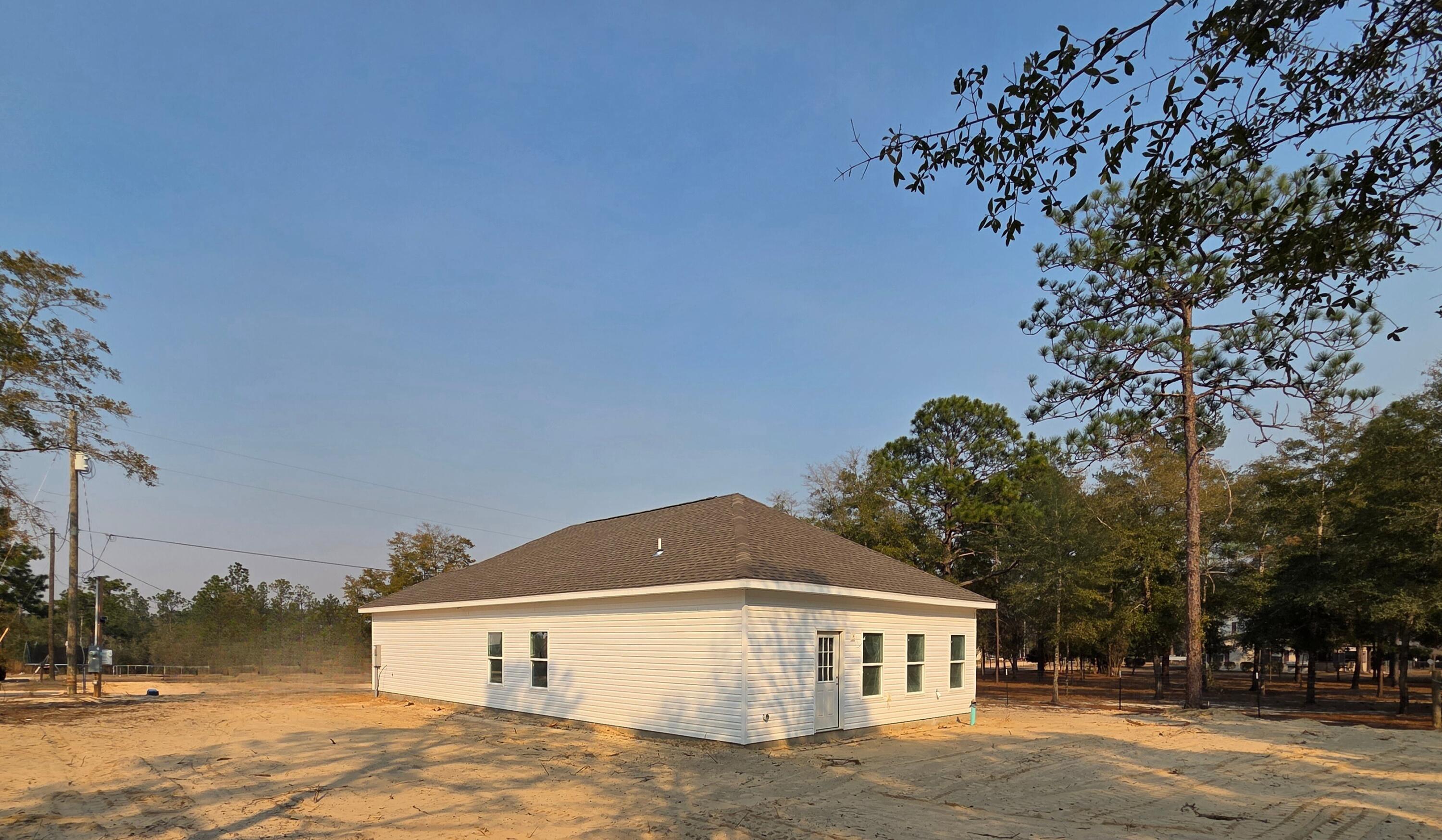 OAKWOOD HILLS UNIT 1 - Residential Lease