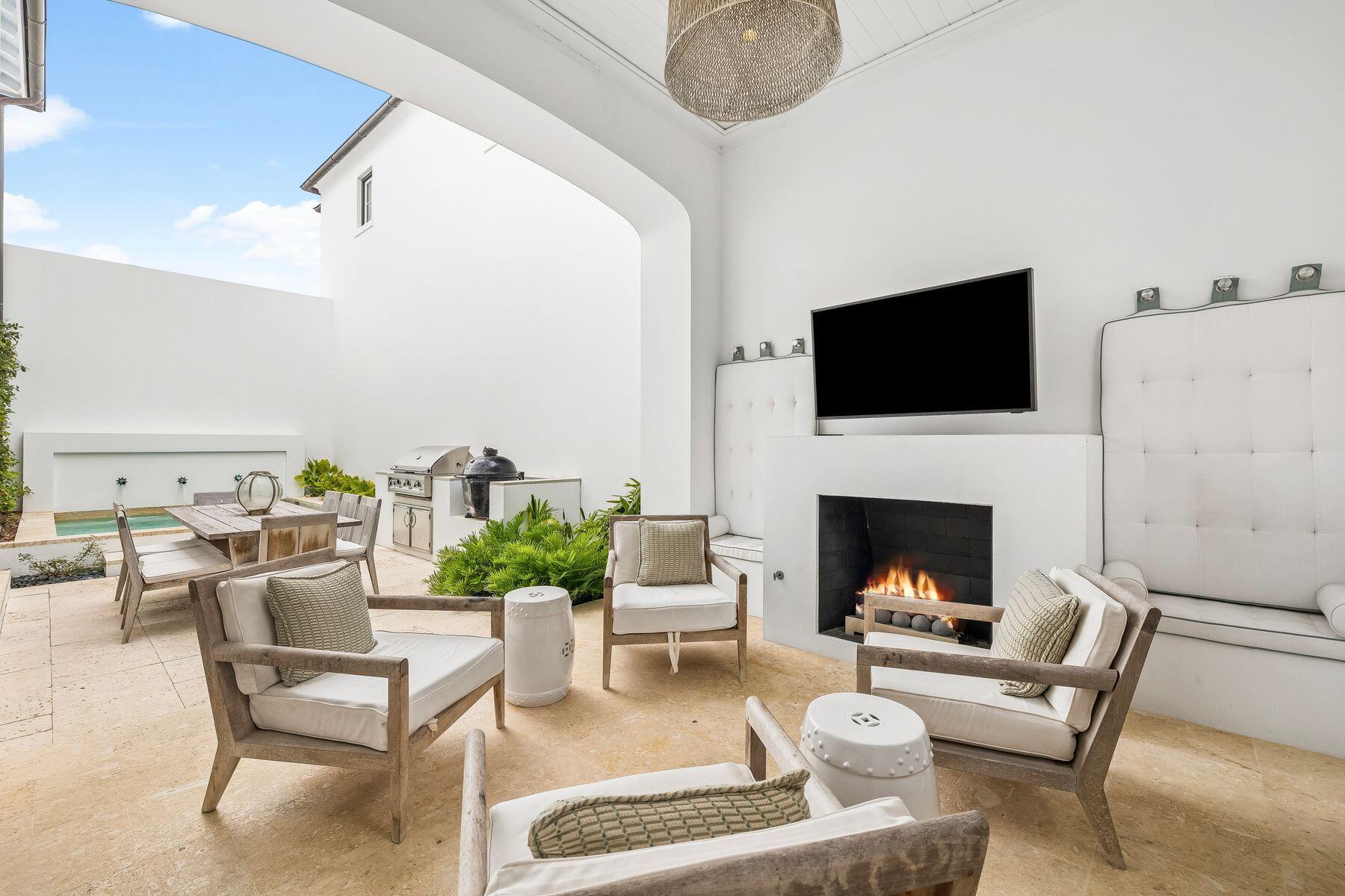 ALYS BEACH - Residential