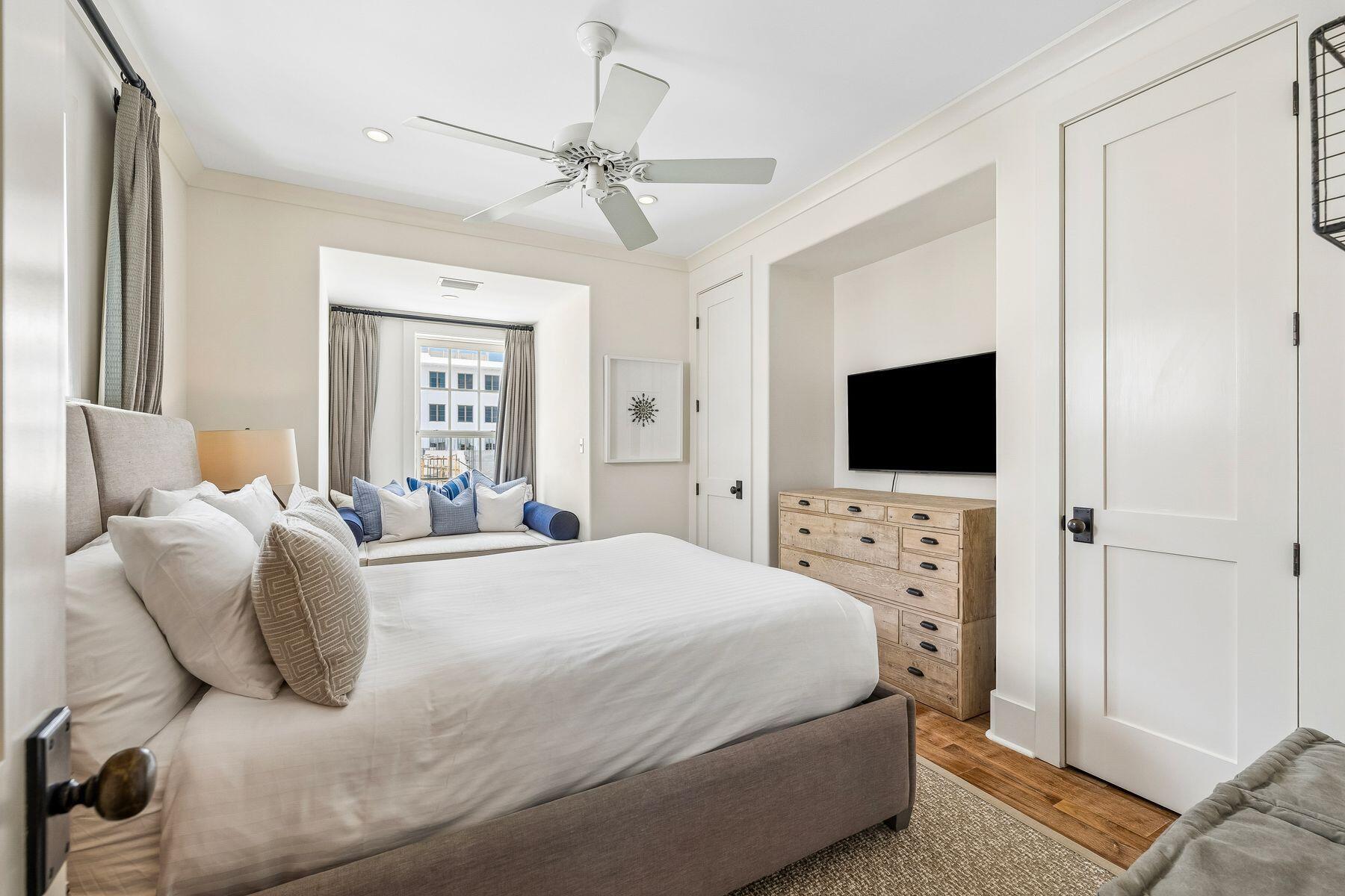 ALYS BEACH - Residential