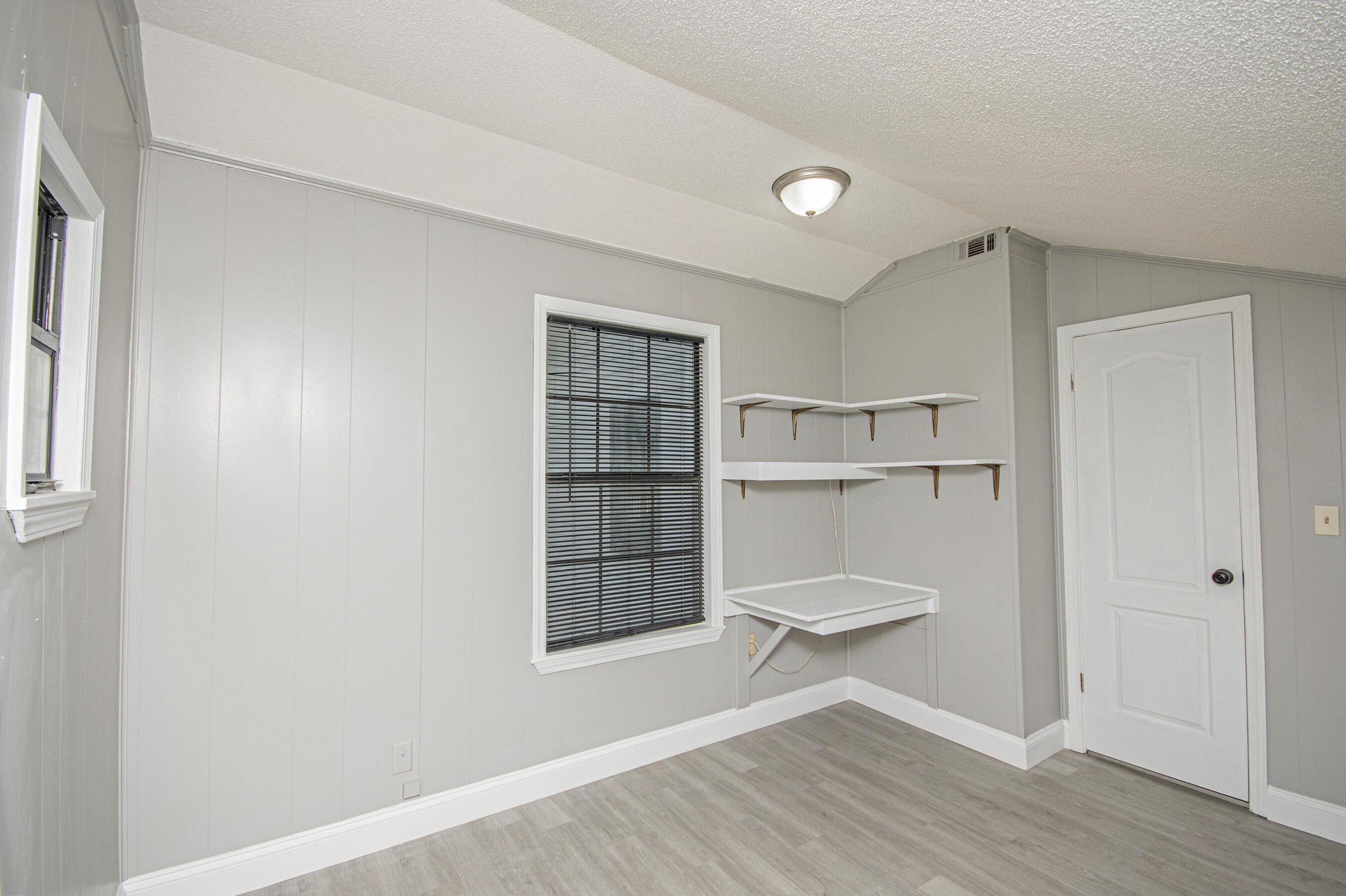 KENNEDY LAKES 1ST ADDN - Residential