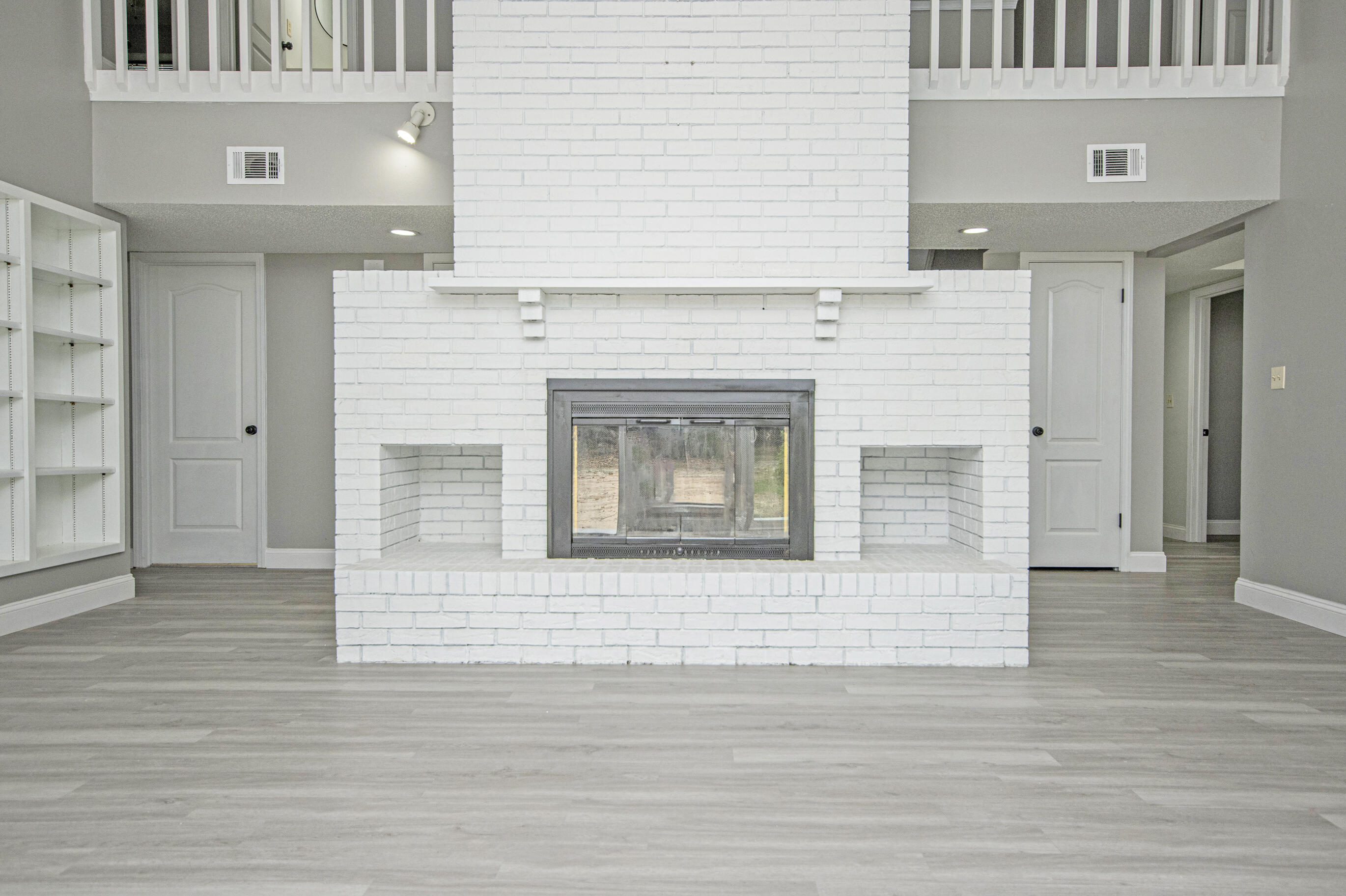 KENNEDY LAKES 1ST ADDN - Residential