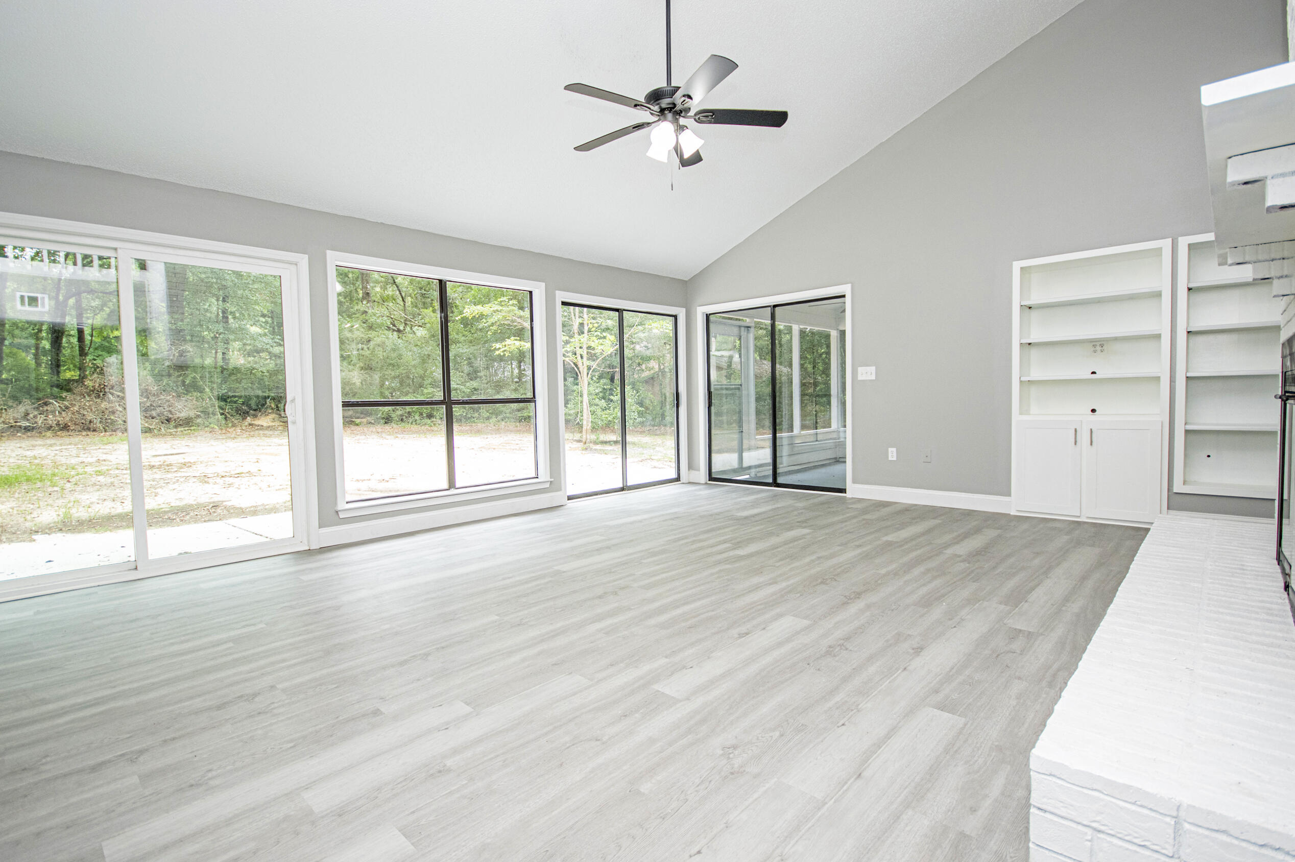 KENNEDY LAKES 1ST ADDN - Residential