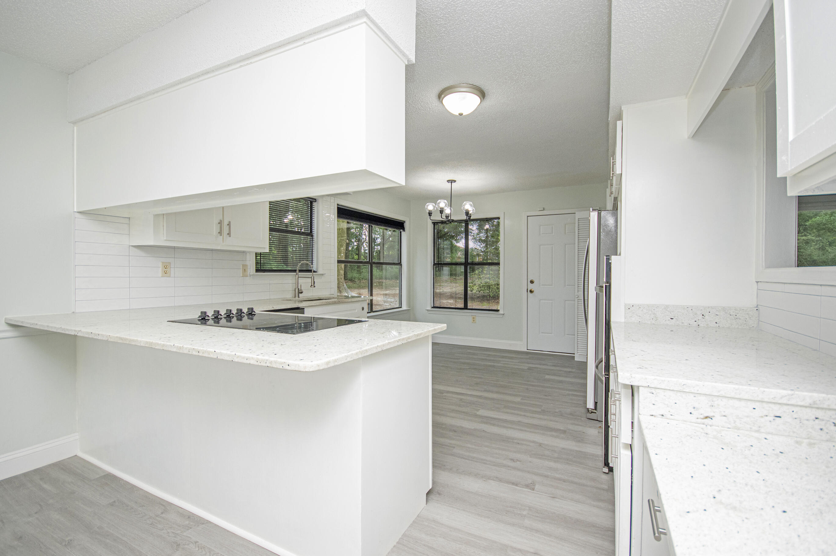 KENNEDY LAKES 1ST ADDN - Residential