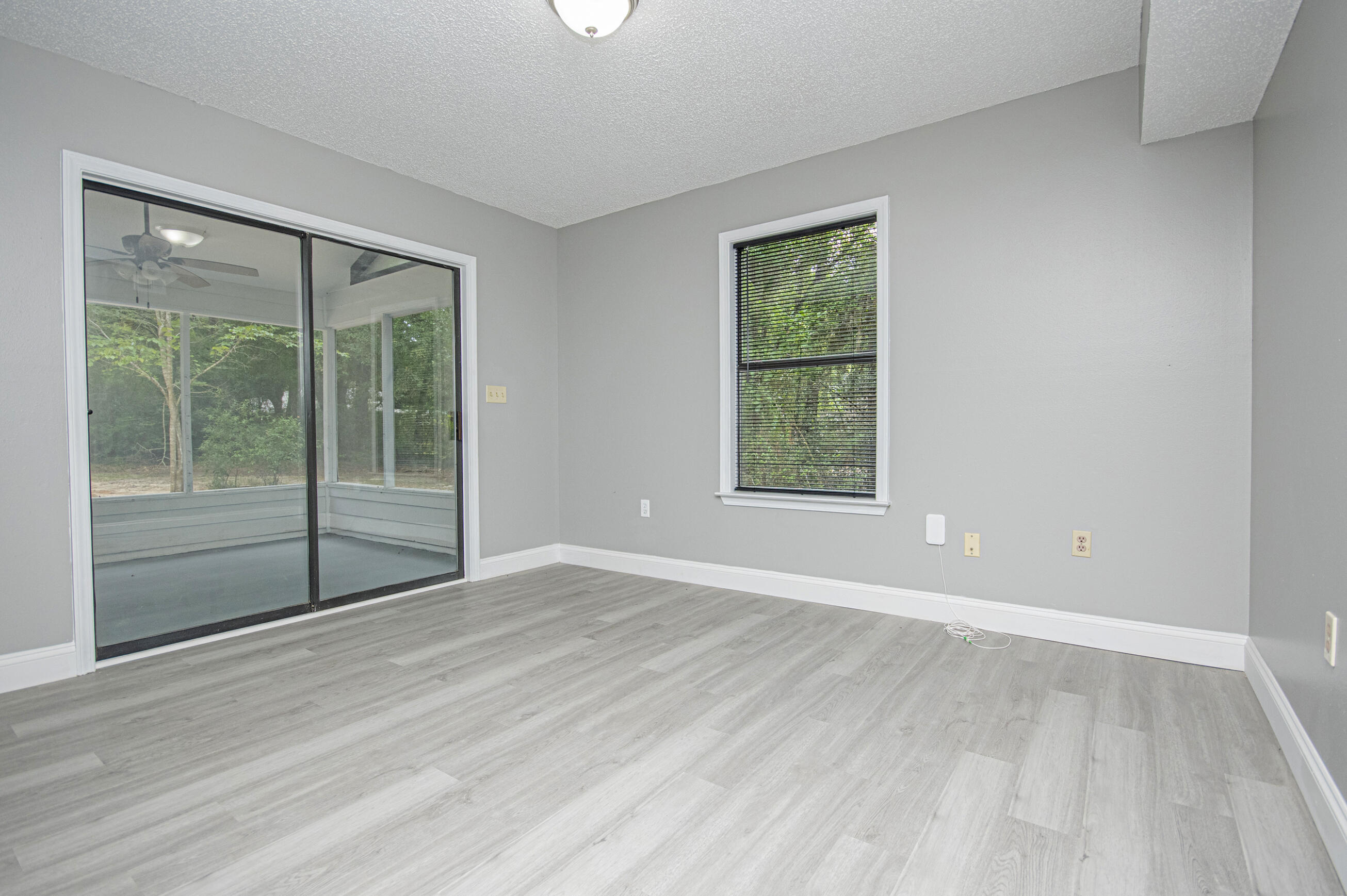 KENNEDY LAKES 1ST ADDN - Residential