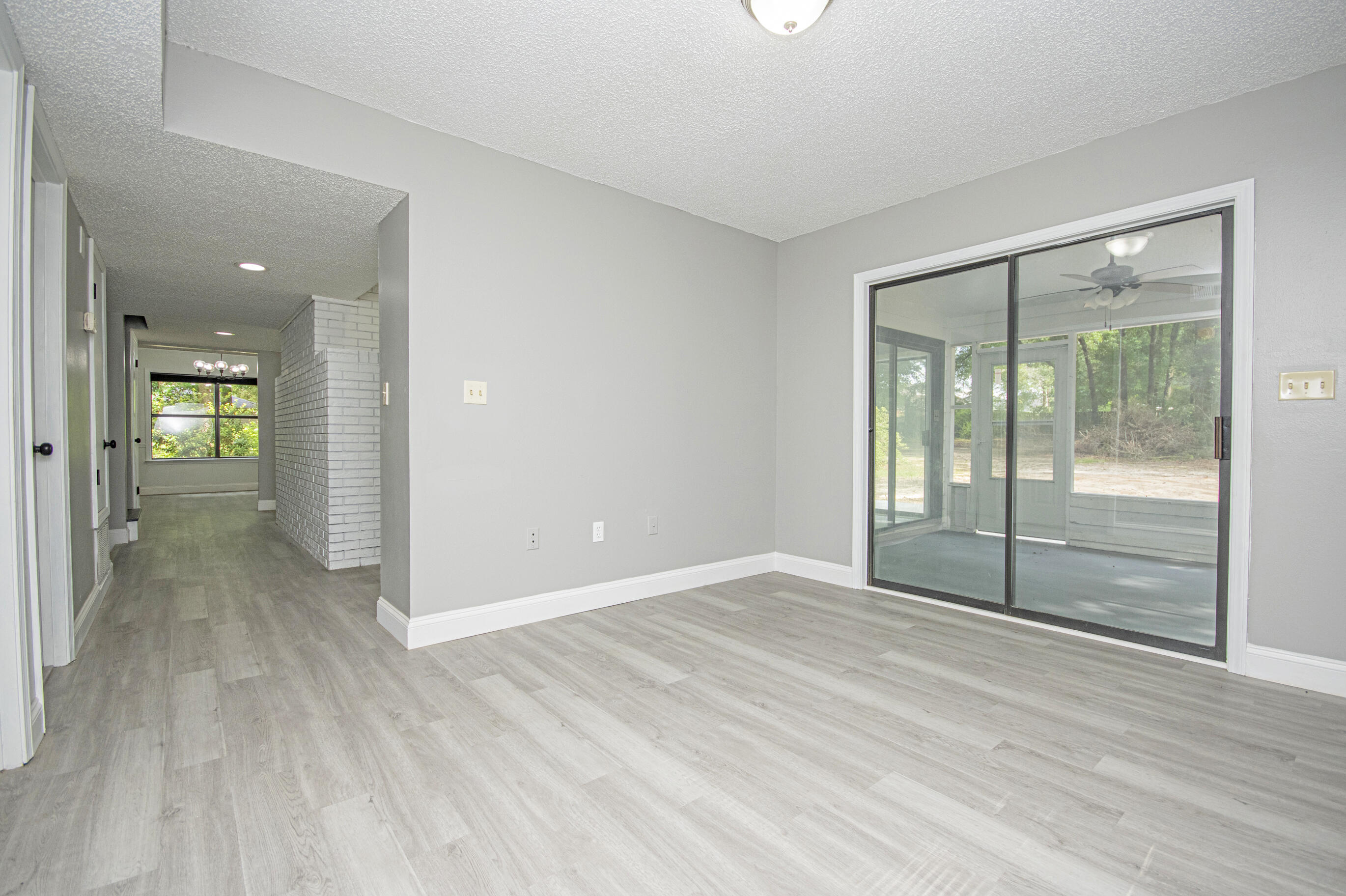 KENNEDY LAKES 1ST ADDN - Residential
