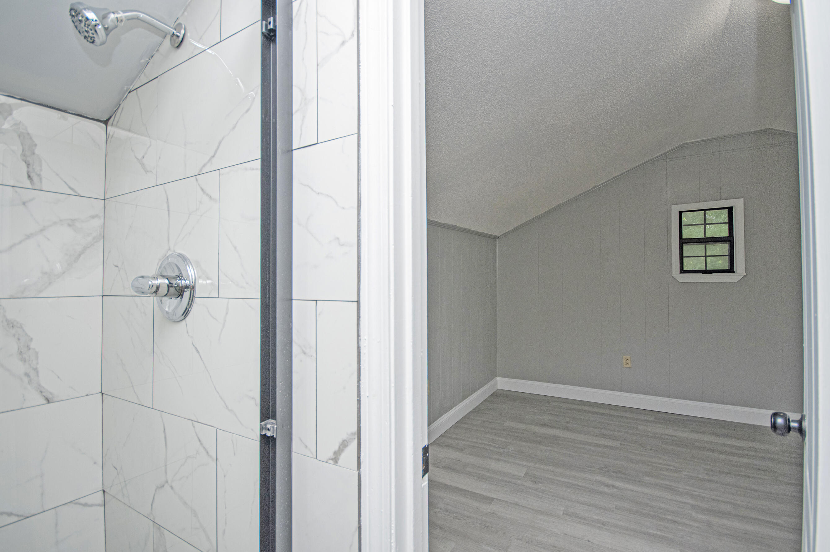 KENNEDY LAKES 1ST ADDN - Residential