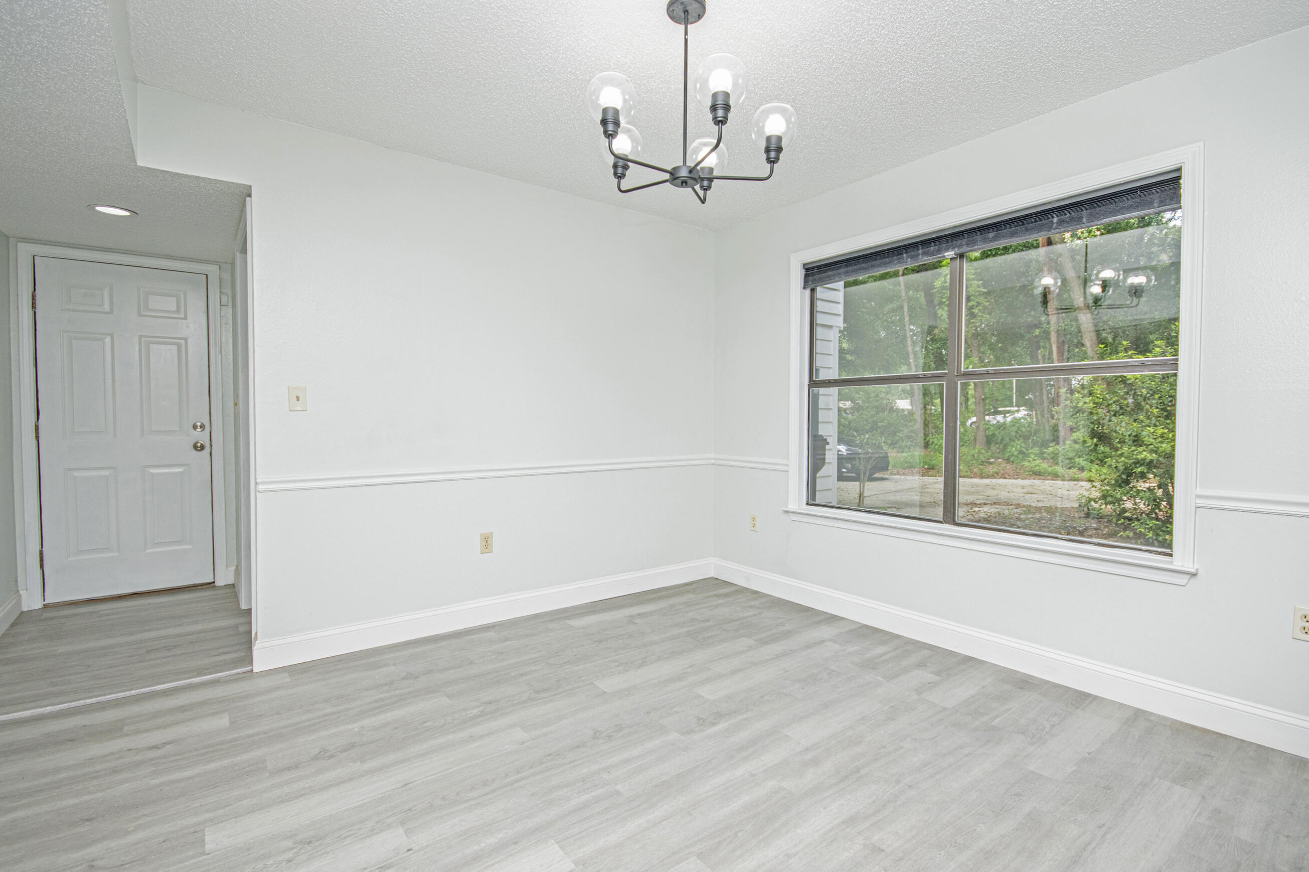 KENNEDY LAKES 1ST ADDN - Residential