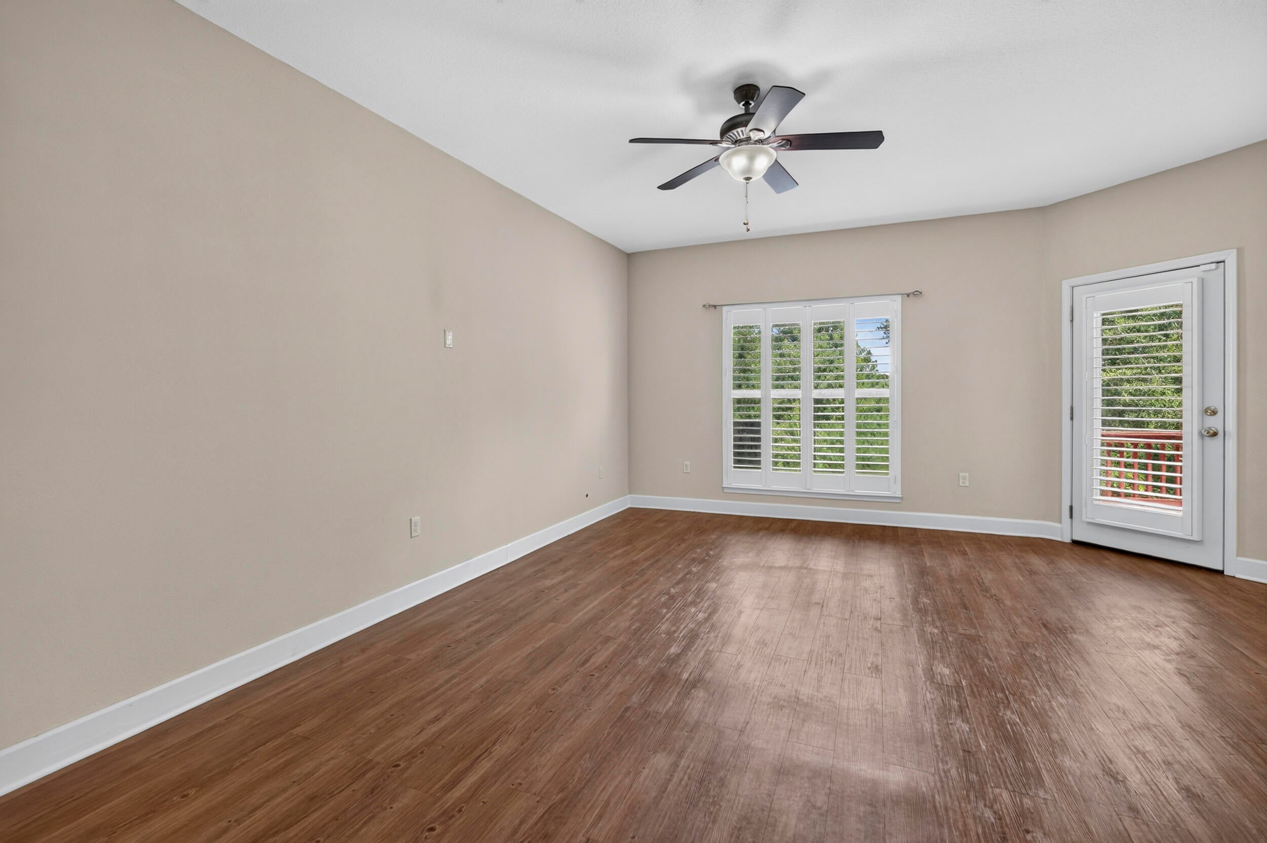 ARBOR LAKE - Residential