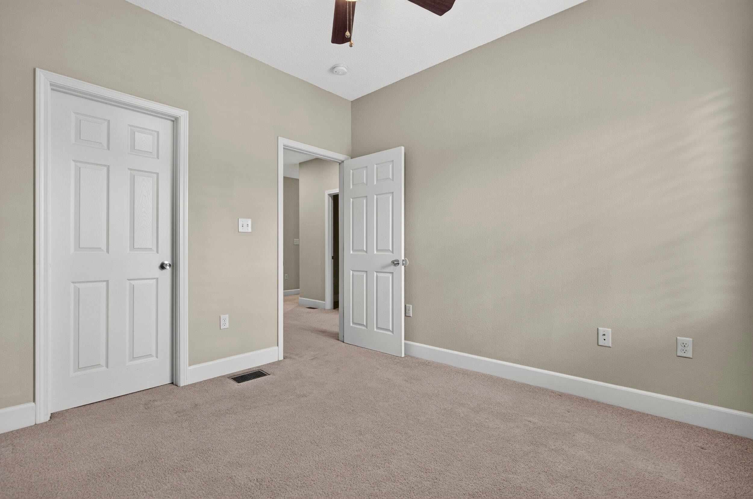 ARBOR LAKE - Residential