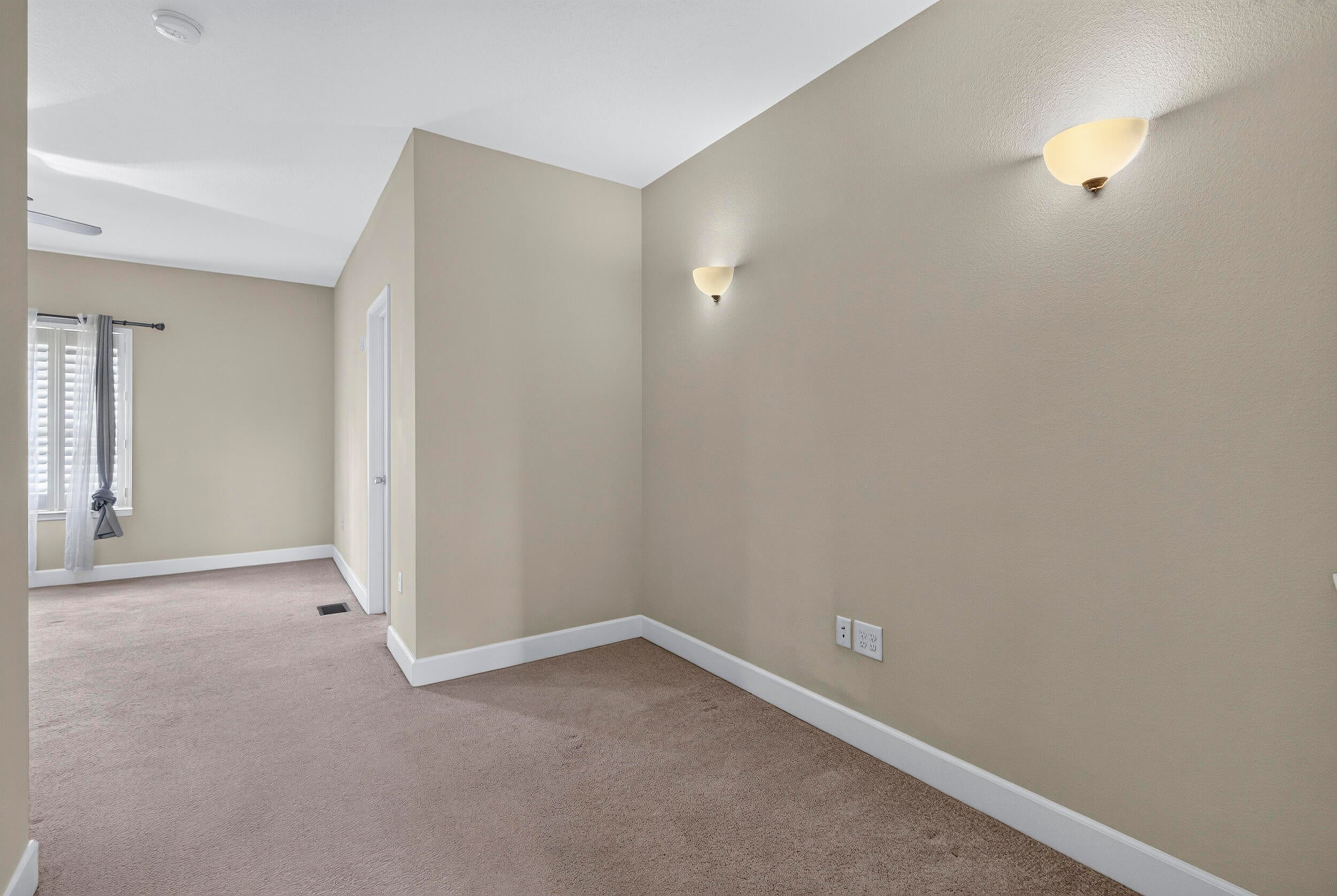 ARBOR LAKE - Residential