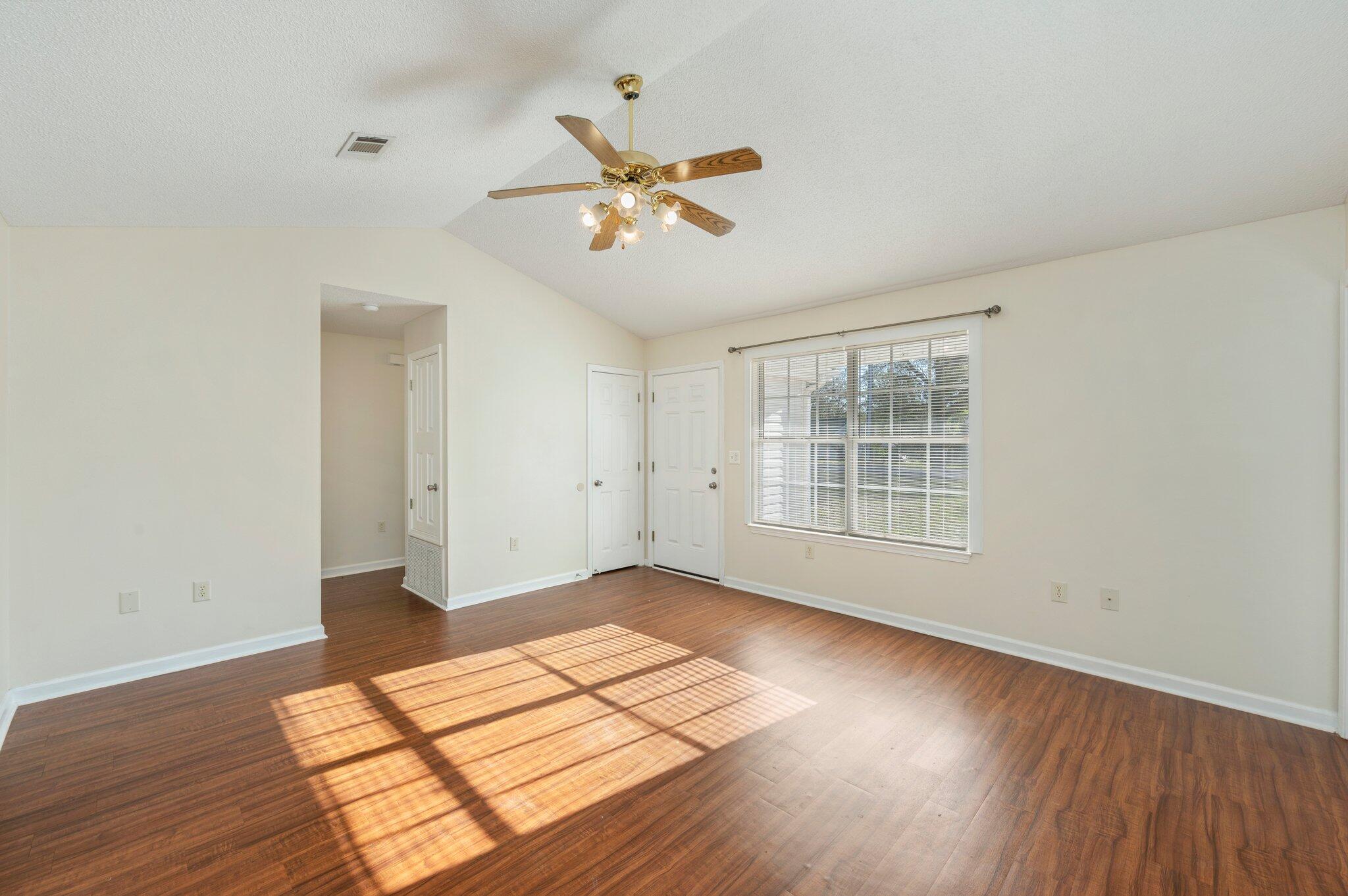 OAKRIDGE - Residential Lease