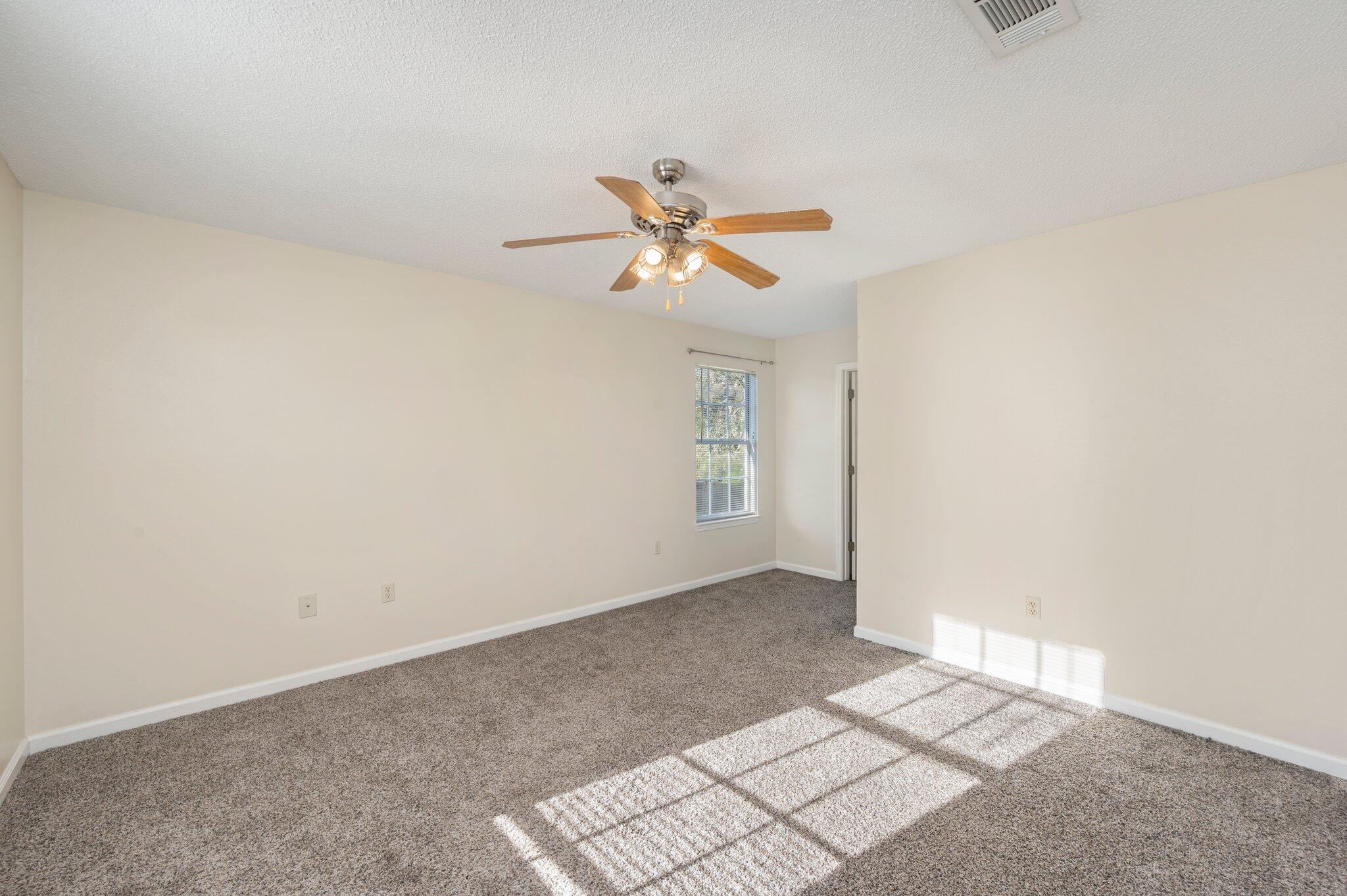 OAKRIDGE - Residential Lease