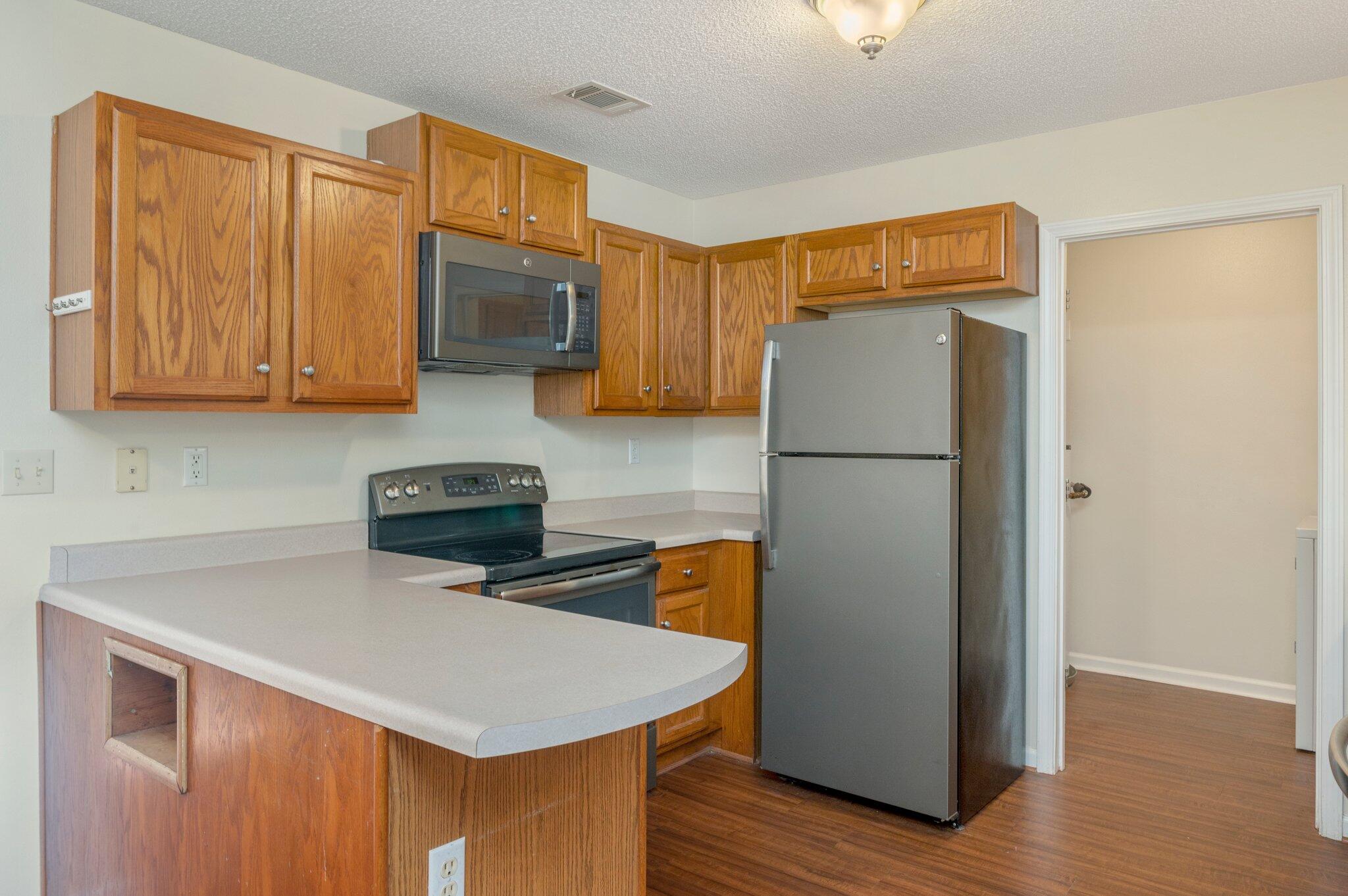 OAKRIDGE - Residential Lease