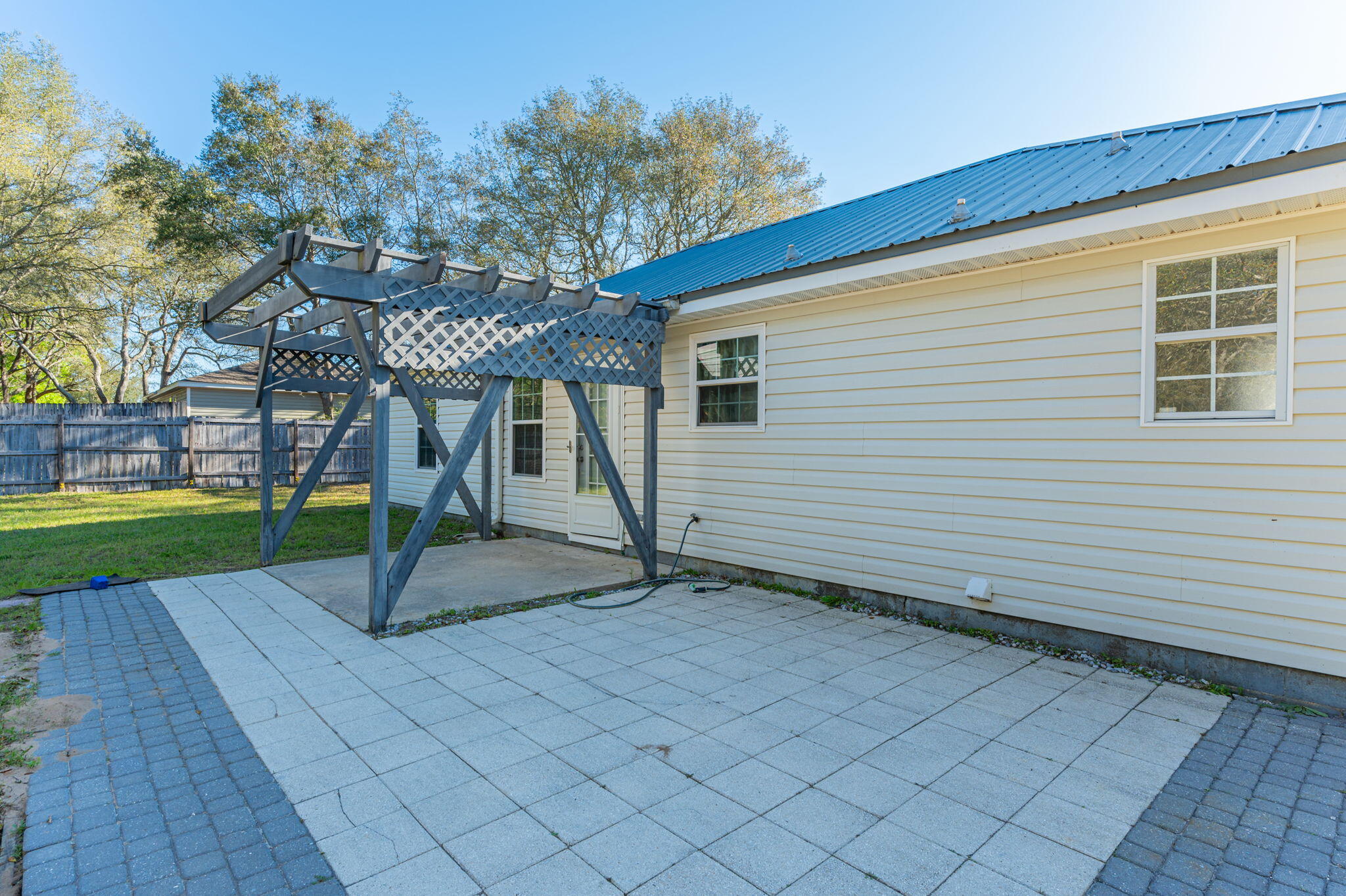 OAKRIDGE - Residential Lease