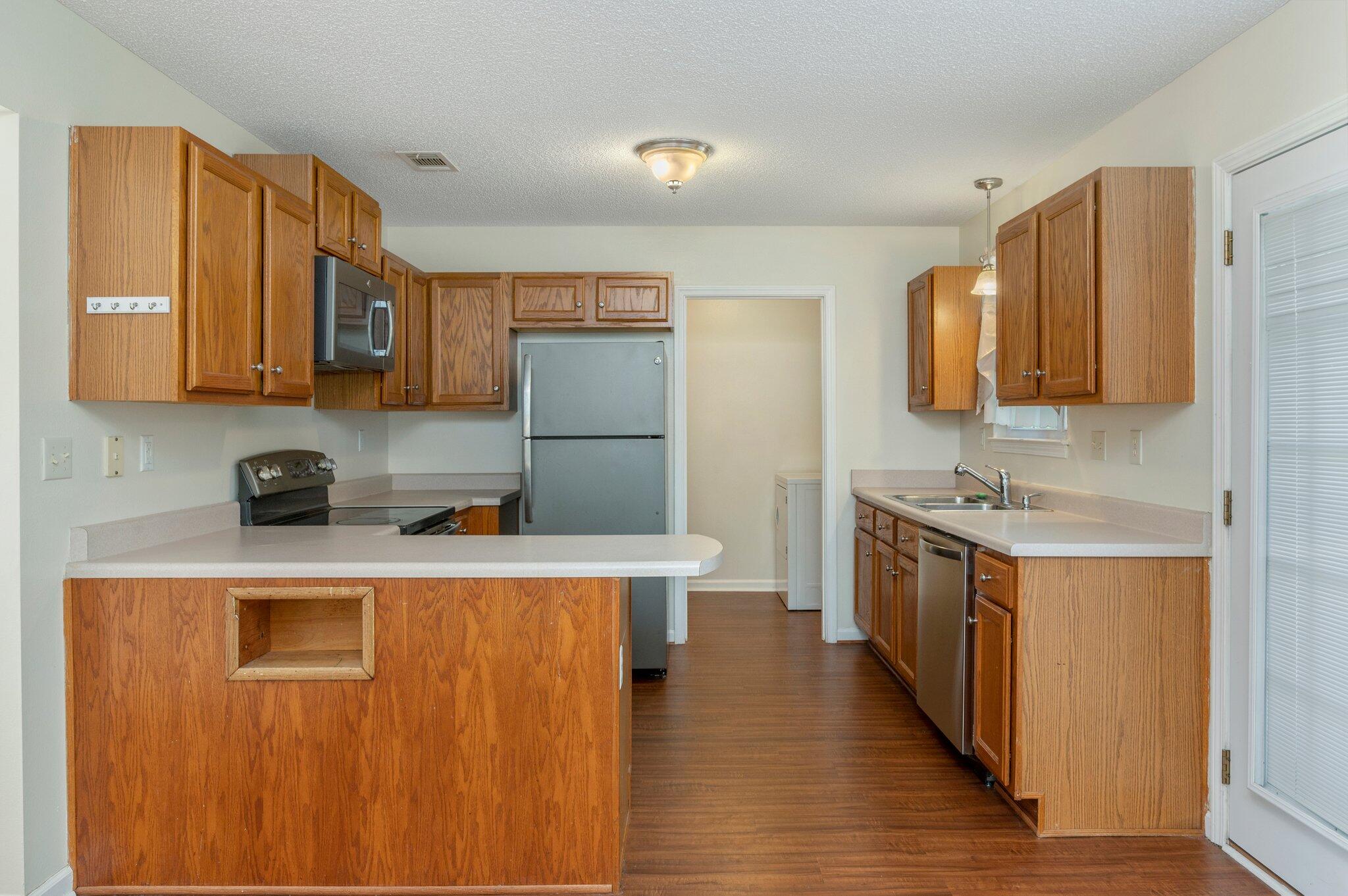 OAKRIDGE - Residential Lease