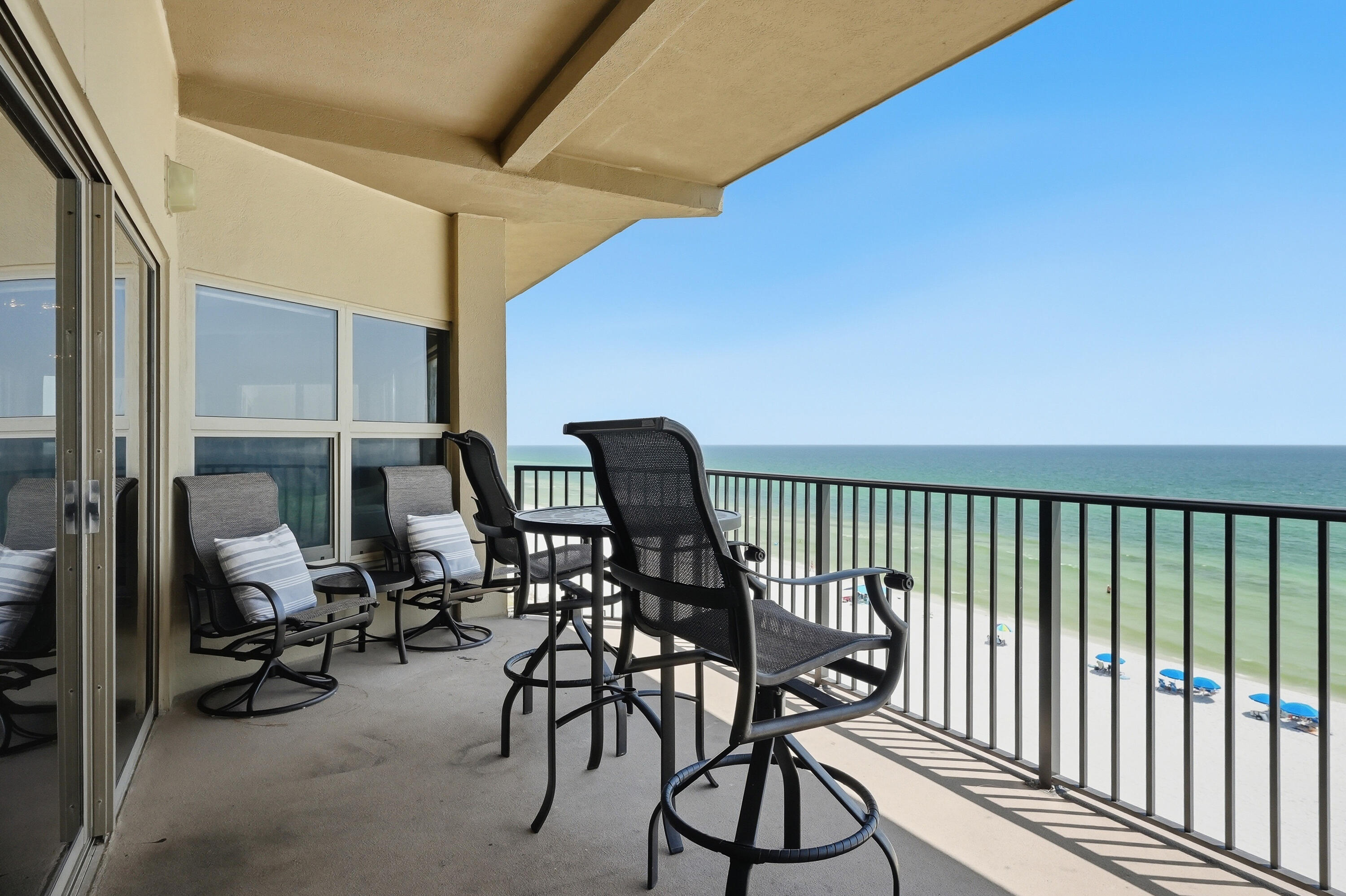 EMERALD TOWERS WEST CONDO - Residential