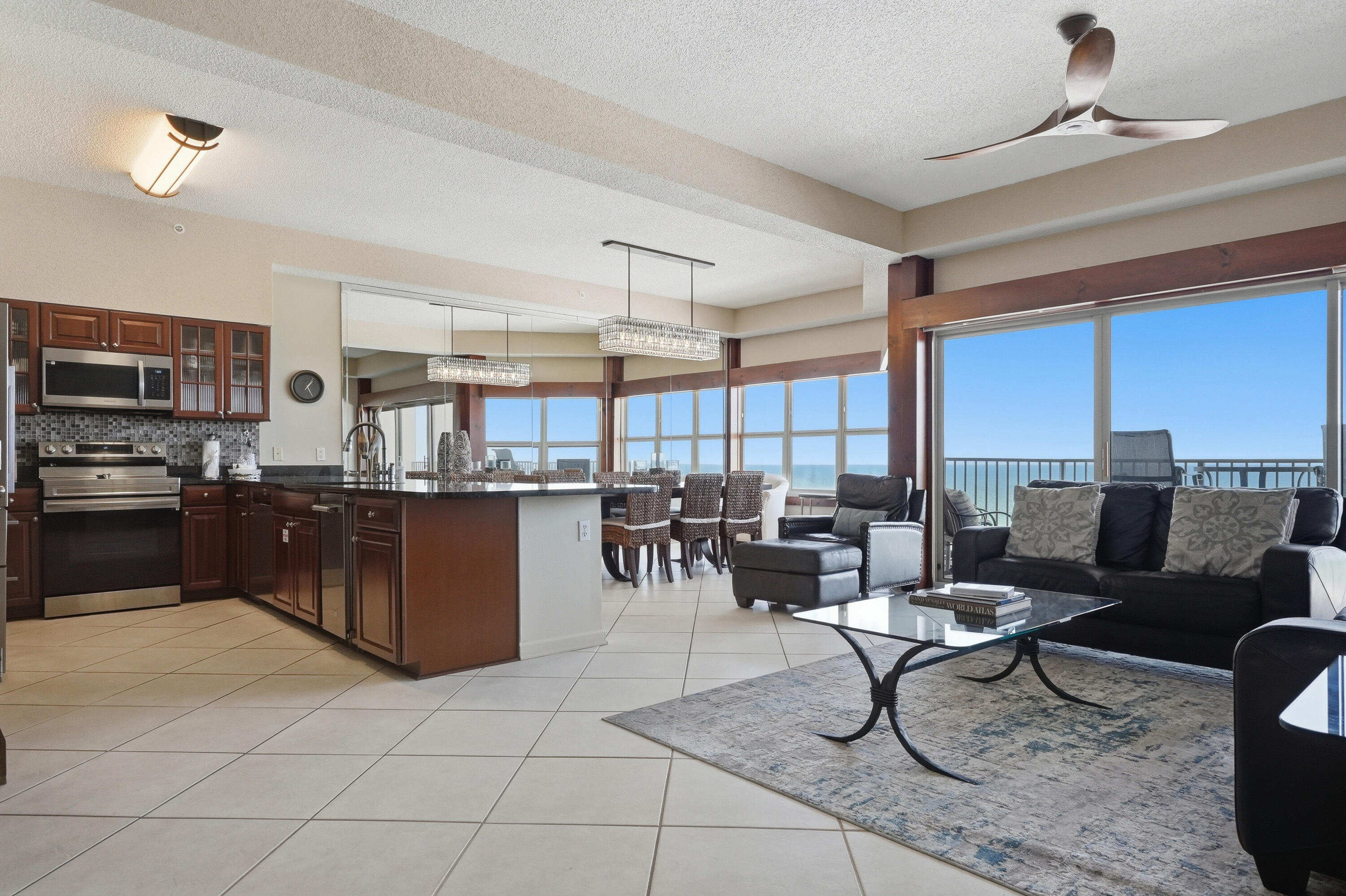 EMERALD TOWERS WEST CONDO - Residential